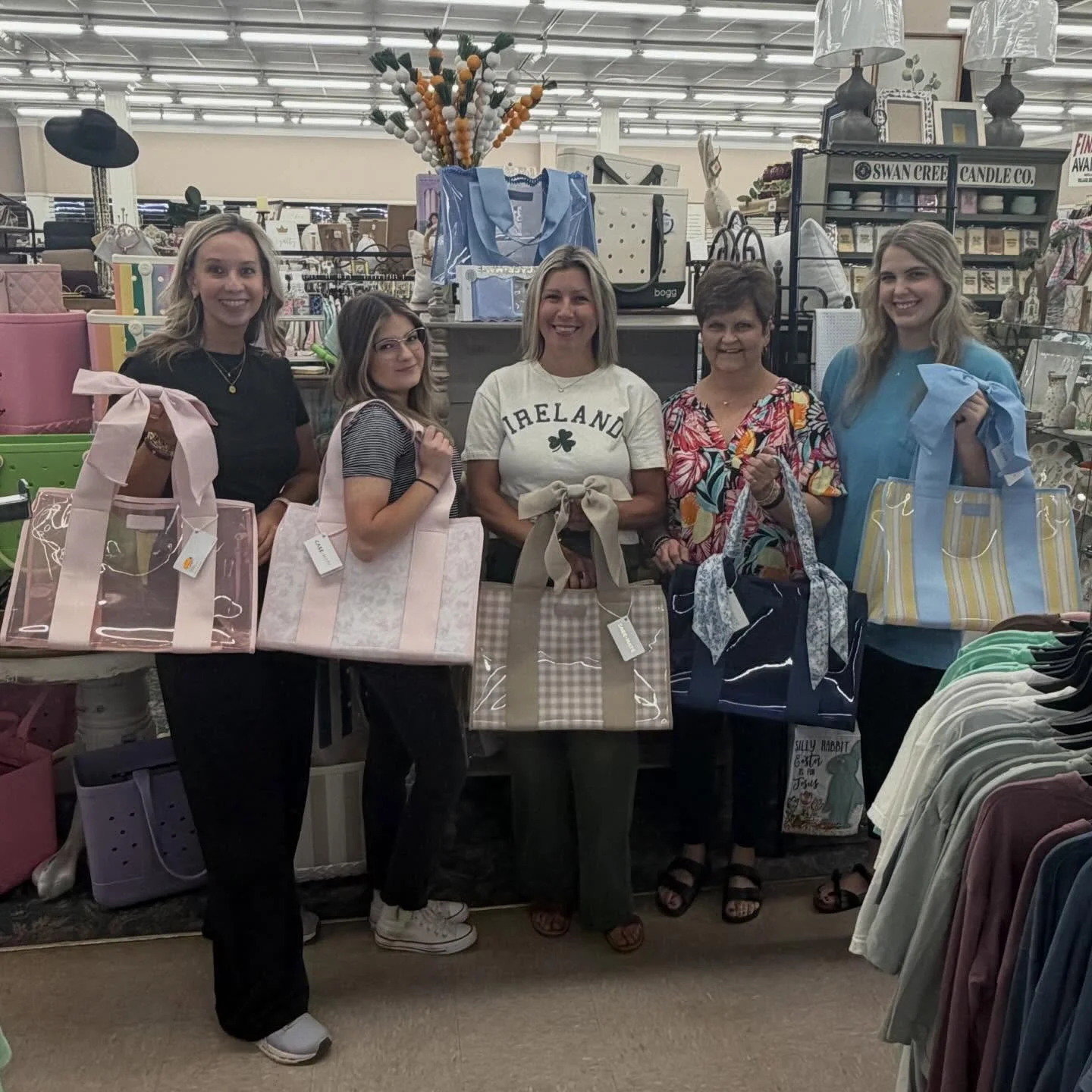 NEW at Village! 👜✨

The viral Case‑Mate totes have arrived!👩🏻&zwj;🏫⚾️🥎☀️🏖️🌊

✔️ Clear &amp; waterproof styles

✔️ Lightweight but super spacious

✔️ Perfect for ball games, the beach, travel, teachers or everyday errands!

These totes are desi