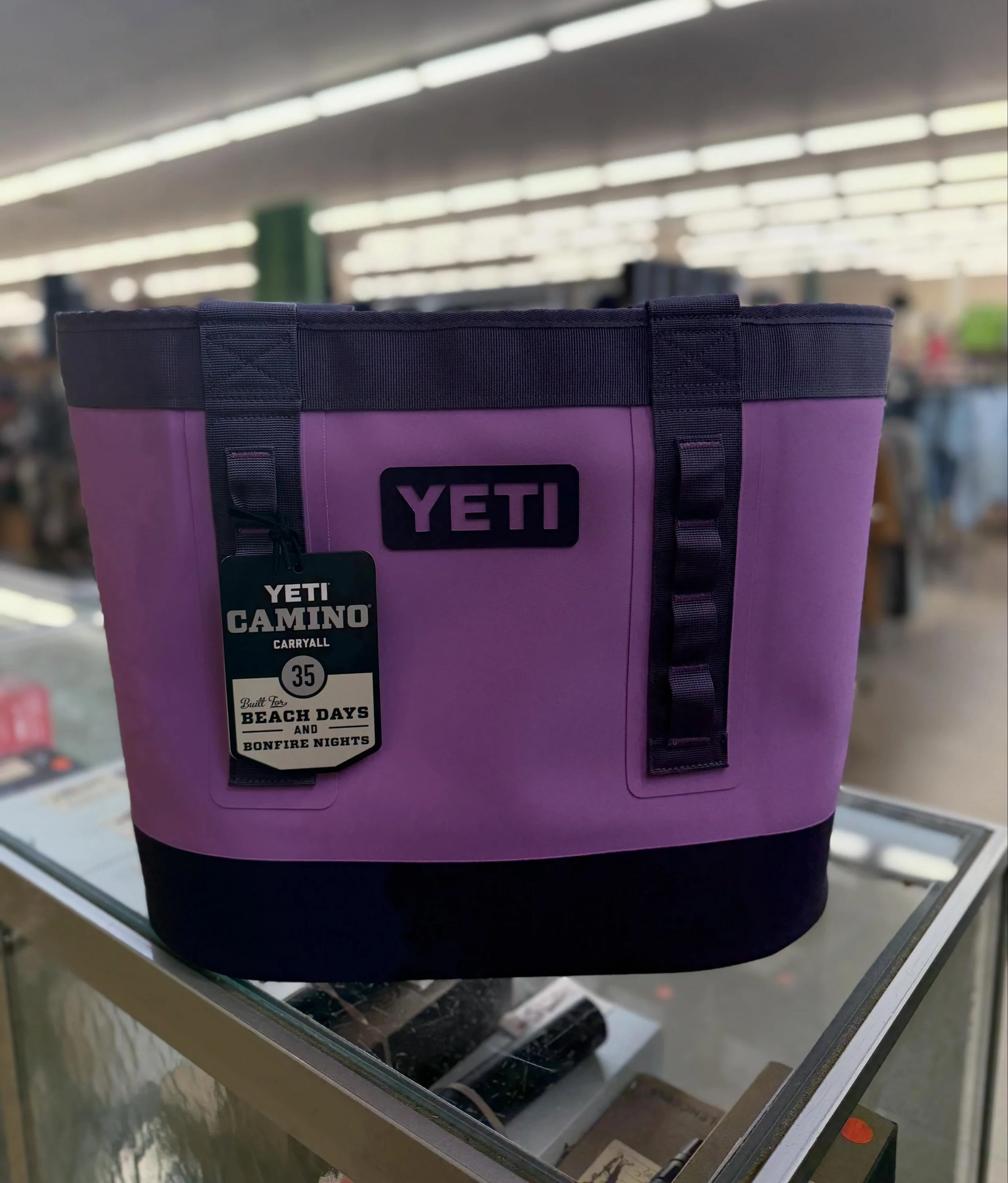 Pretty in purple 💜✨
The YETI Camino Carryall just arrived at Village and we are OBSESSED 😍

Available in the 20 &amp; 35 sizes &mdash; perfect for ballgames, beach days, boat rides, errands &amp; everything in between ☀️🛥️⚾️🛍️