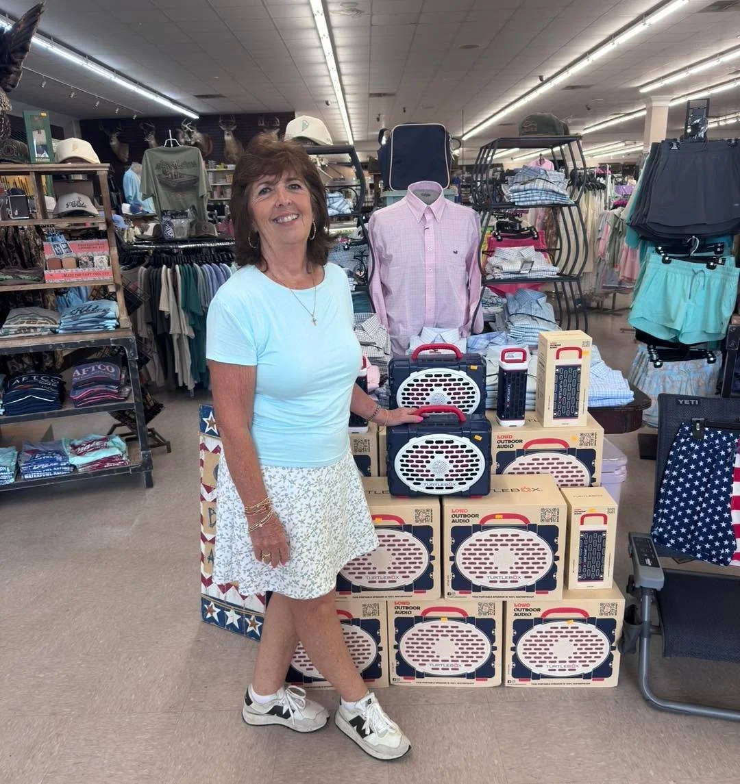 Serving cute, comfy, and sporty! ✨🩵💐
Our Simply Southern floral skirt paired with the blue top looked absolutely adorable on this sweet customer! 

#simplysouthern  #simplysouthernsmiles #villagejewelry&amp;sports  #simplysoutherncollection