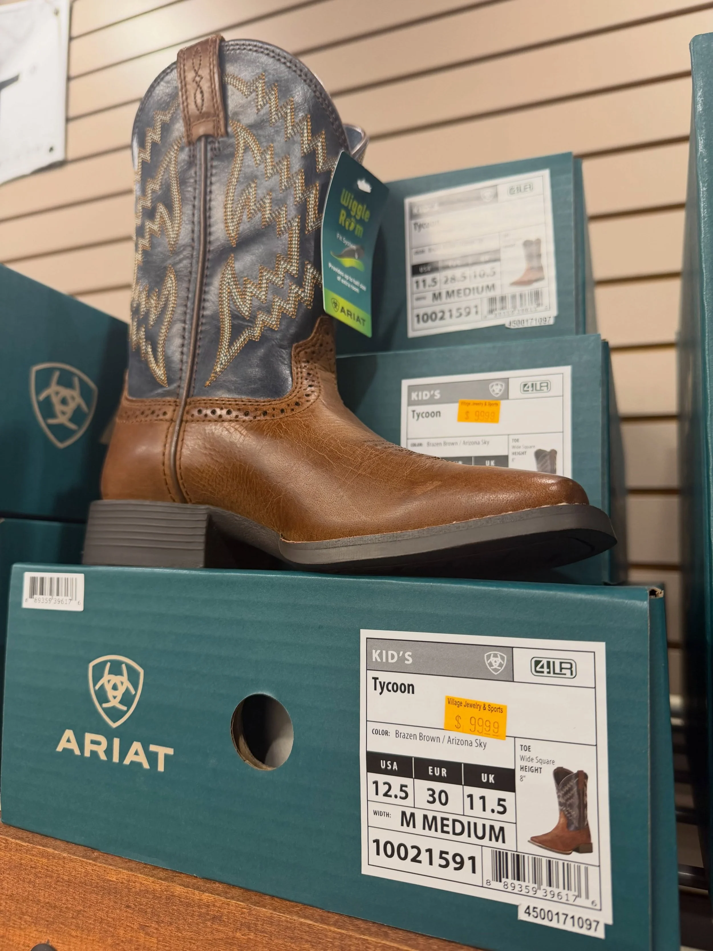 🤠 Rodeo night calls for cowboy boots!

Grab your little guy a pair of Ariat boots before you head to the Boots for Glory Veterans Rodeo tonight! Durable, comfortable, and rodeo-ready. Stop by Village and get him outfitted before the gates open! 🐂⭐️
