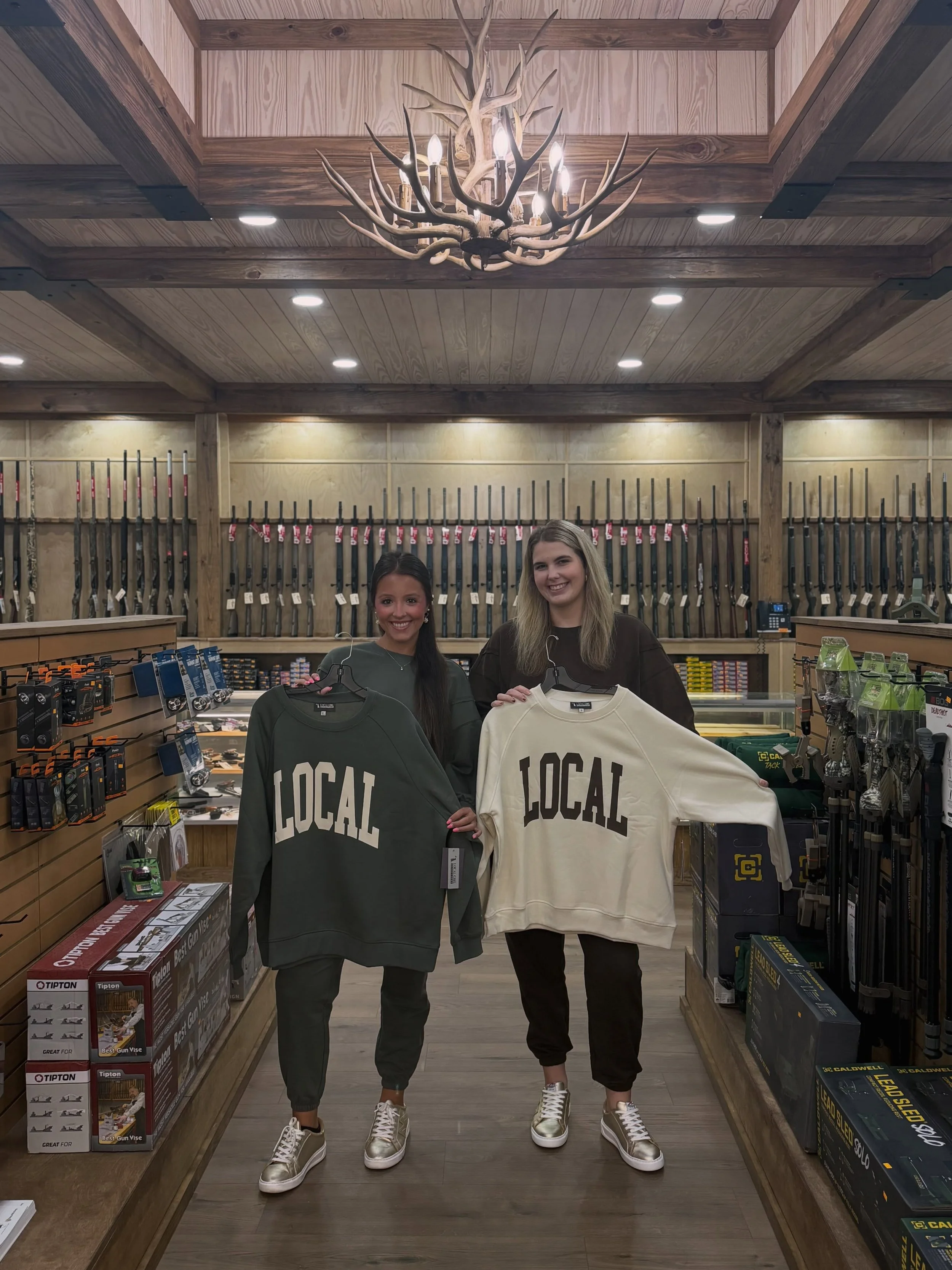 New arrivals from LOCAL GIRL are here!! 🤎🌿

The BEST comfy sets for heading into fall! 🍂✨

🤍 LOCAL GIRL Sweatshirt &mdash; $50
🤎 Fleece Quarter Zip &mdash; $65
🌿 Fleece Joggers &mdash; $50

Mix, match &amp; make the cutest set! Come grab yours!