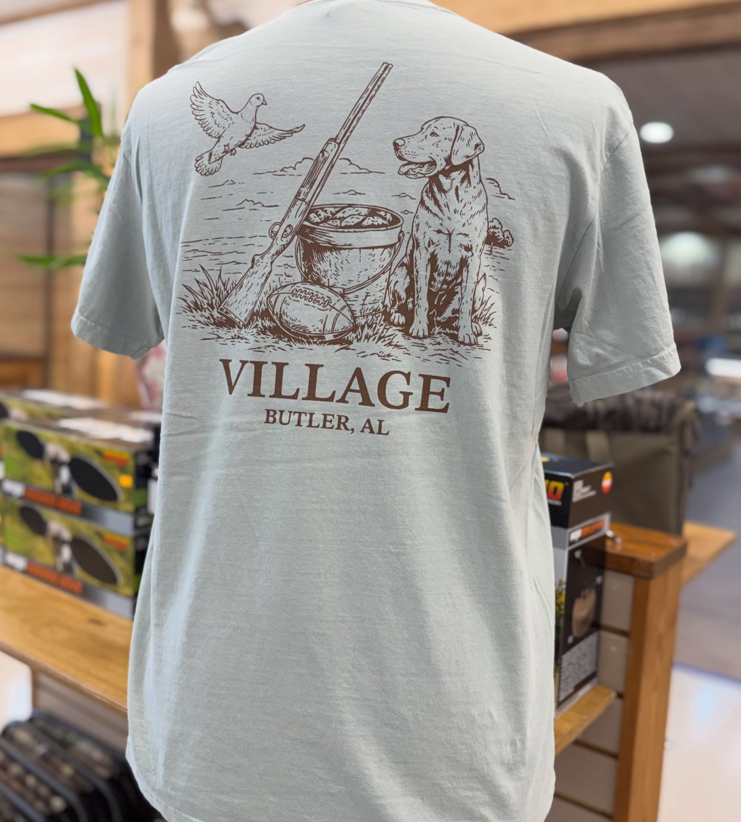 TWO shirt options &amp; we can&rsquo;t pick a favorite! 🤎🏈🕊️ same pocket, 2 designs! 

Our Gear &amp; Goal Post + Village signature tees are here in adult sizes and they&rsquo;re SO good!

🤎 Comfort Colors
🤎 2 designs to choose from
🤎 $24.99

P