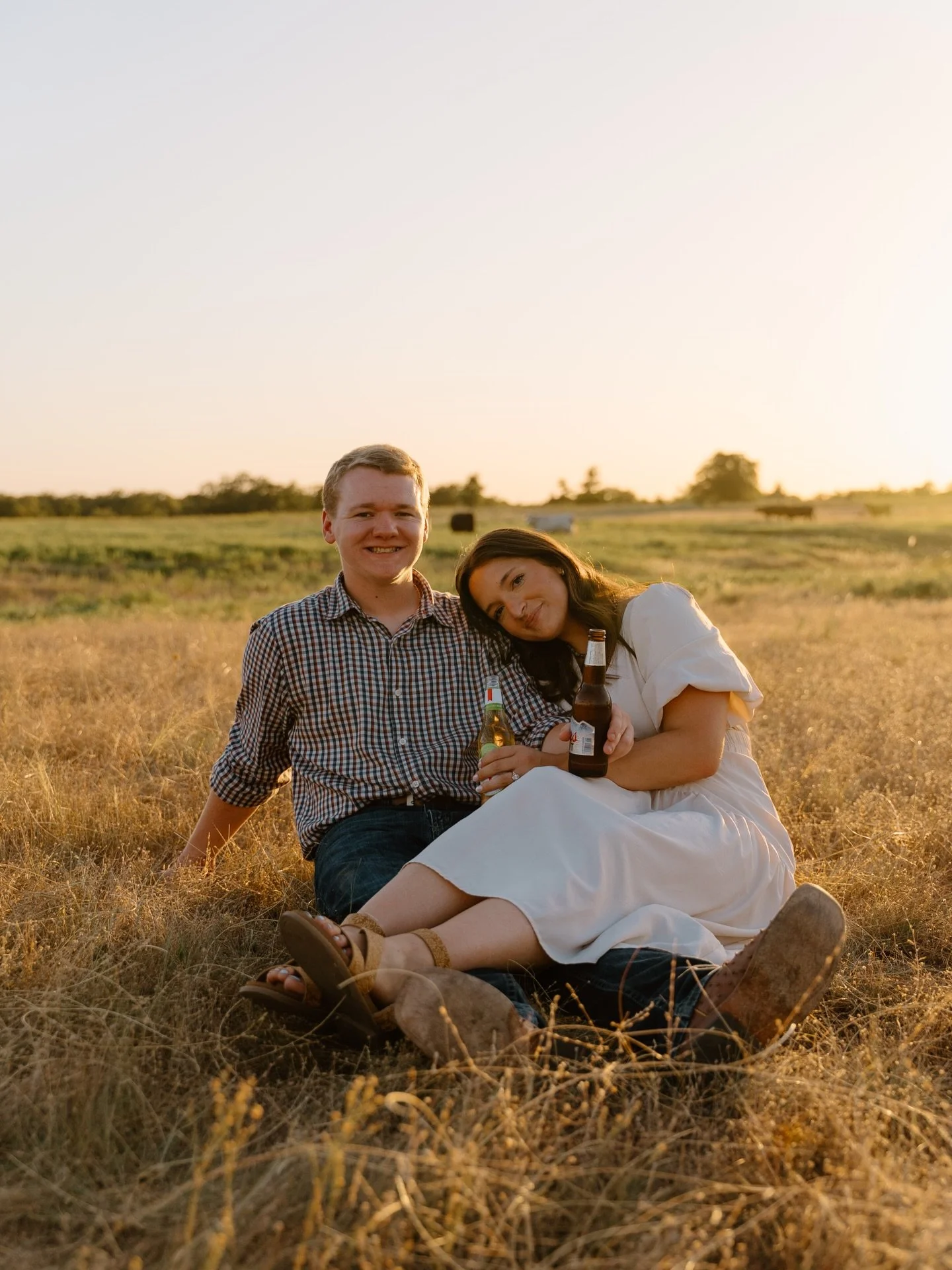 I just love a good Texas sunset🤍🌅

Still thinking about this stunning Texas engagement session. Getting to travel and capture love stories like this is such a gift. I can&rsquo;t wait for your wedding day! 🤍🕊️✨

#destinationweddingphotographer 
#