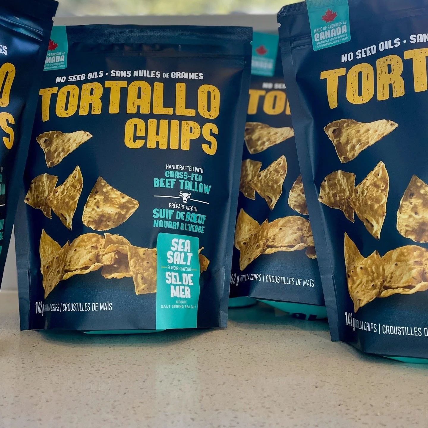 Let&rsquo;s talk about the elephant in the pantry: Seed Oils. 🌻🌽
Ever wonder why everyone is suddenly checking the back of the bag for industrial seed oils (like canola, soybean, and sunflower)? Here&rsquo;s the "crunch" on why they&rsquo