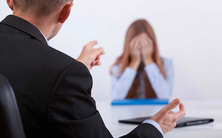 Como identificar assédio moral no trabalho: sinais, provas e como agir