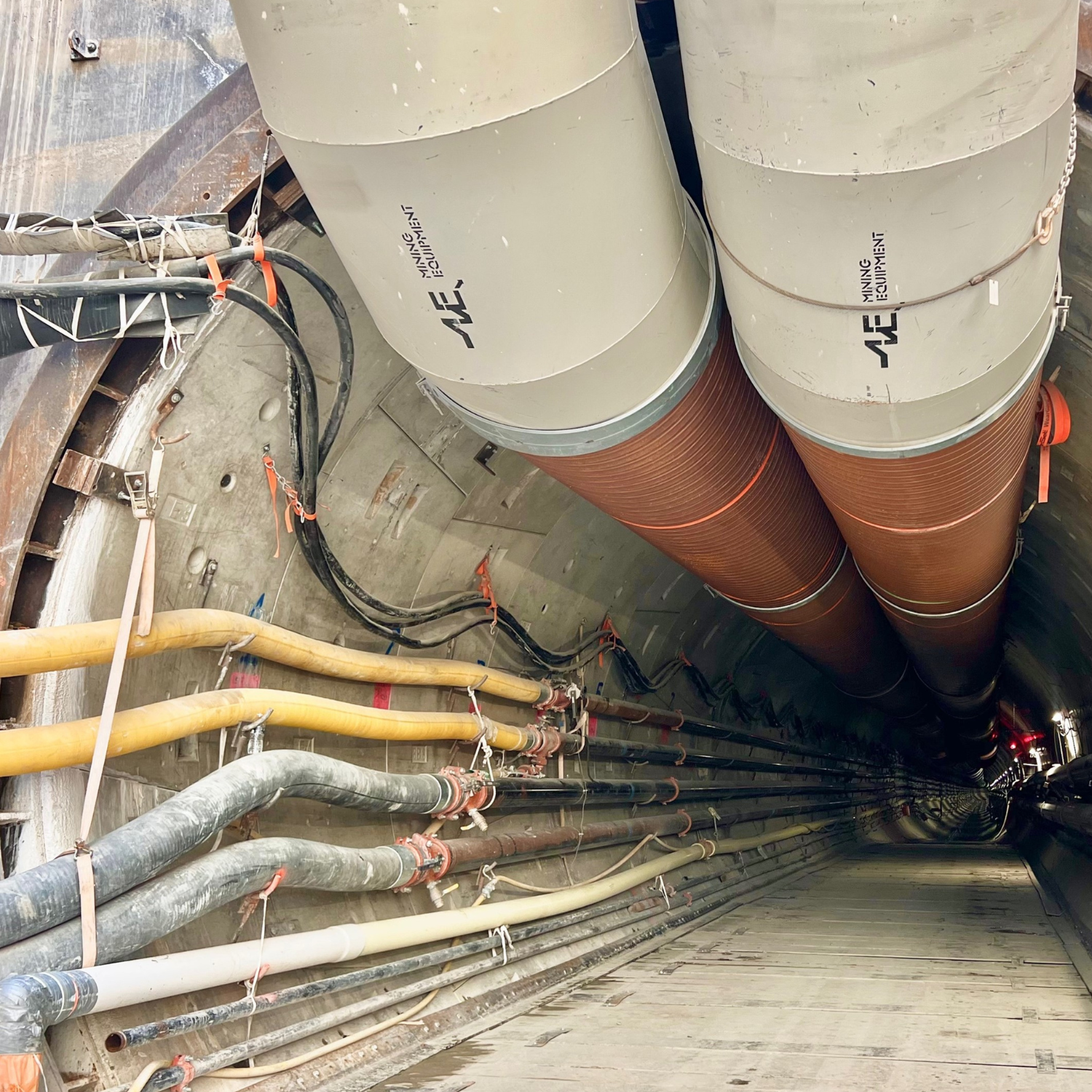 View of the tunnel entry.