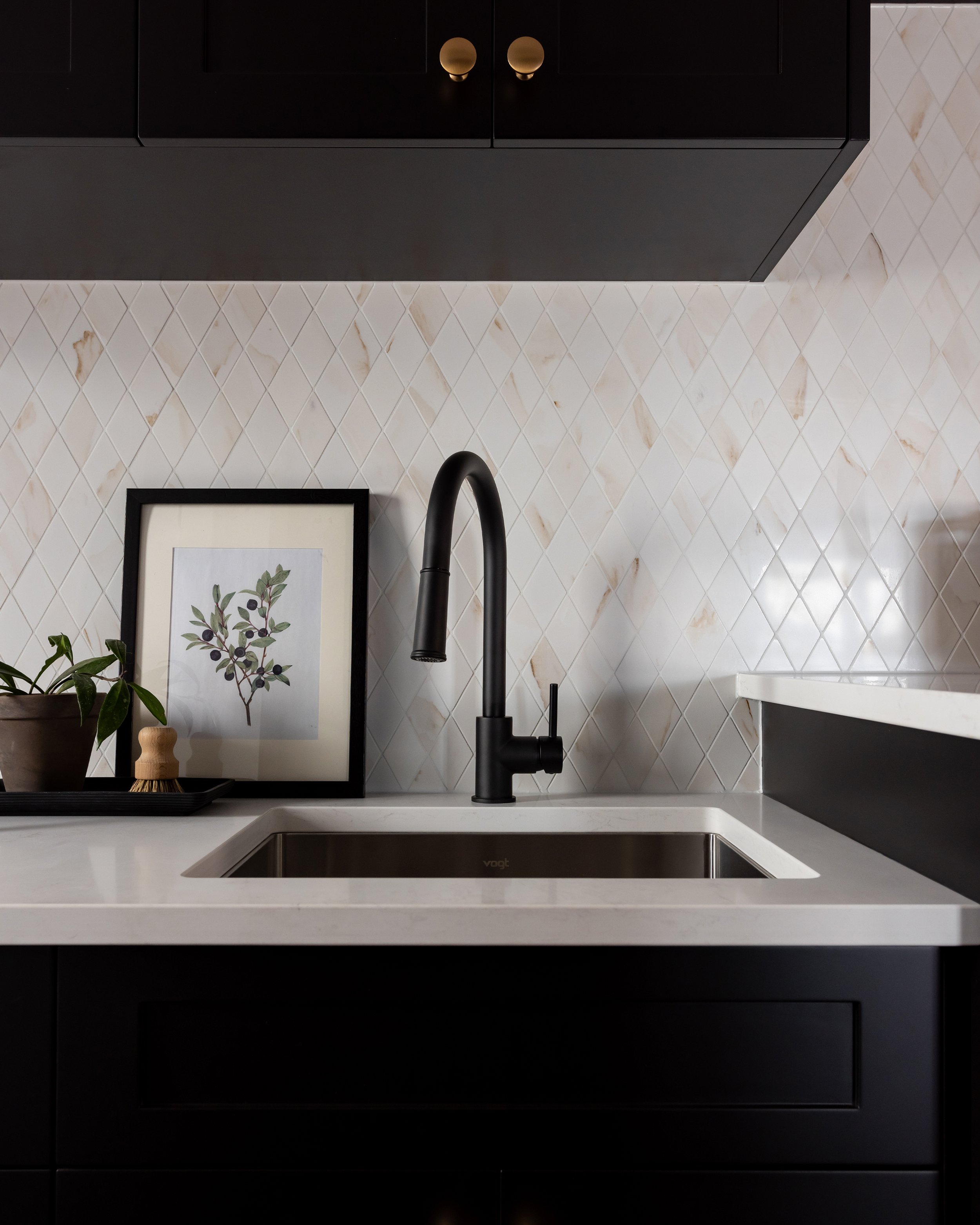 ErinVSDesign-56Bloomington-Laundry_Mudroom-06 (1).jpg