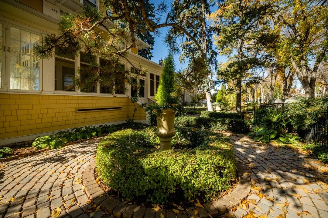 Our Designs Work Year-Round! 🍂❄️

At Blue Isle Landscaping, we believe that a well-designed outdoor space should look beautiful and functional throughout all seasons&mdash;fall and winter included! While the leaves may fall and the temperatures drop