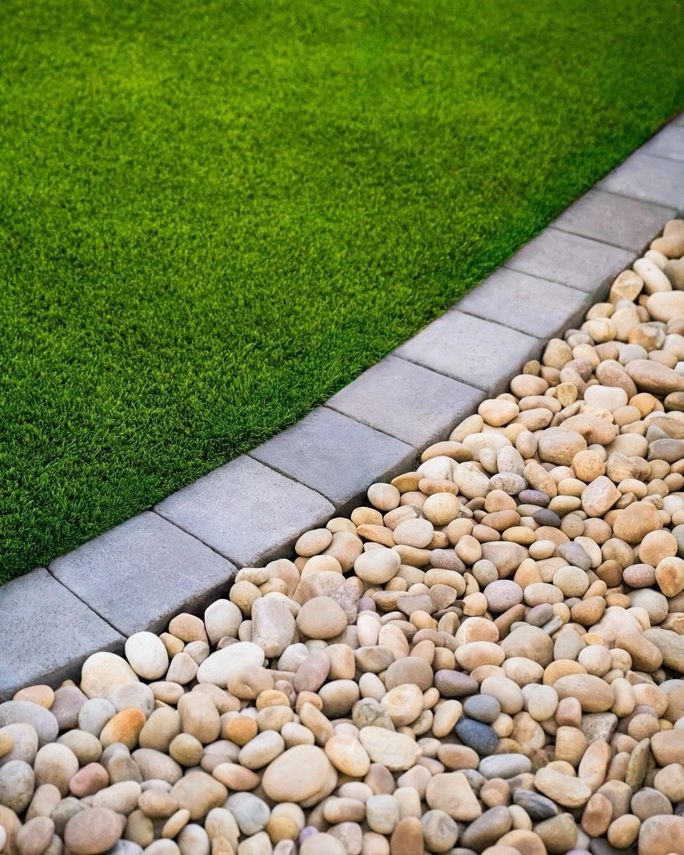The details make the difference.
⠀⠀⠀⠀⠀⠀⠀⠀⠀
In landscaping and hardscaping, it&rsquo;s the small things, cuts, lines, transitions and elevations that separate good from great.
⠀⠀⠀⠀⠀⠀⠀⠀⠀
Built with intention. Every time.
⠀⠀⠀⠀⠀⠀⠀⠀⠀
If you&rsquo;re plann