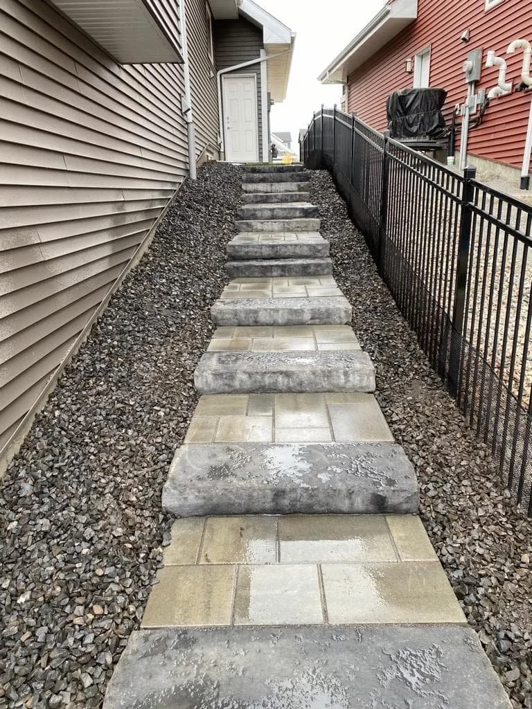 Side yard paving stone pathway with Barkman dimensional steps and landings