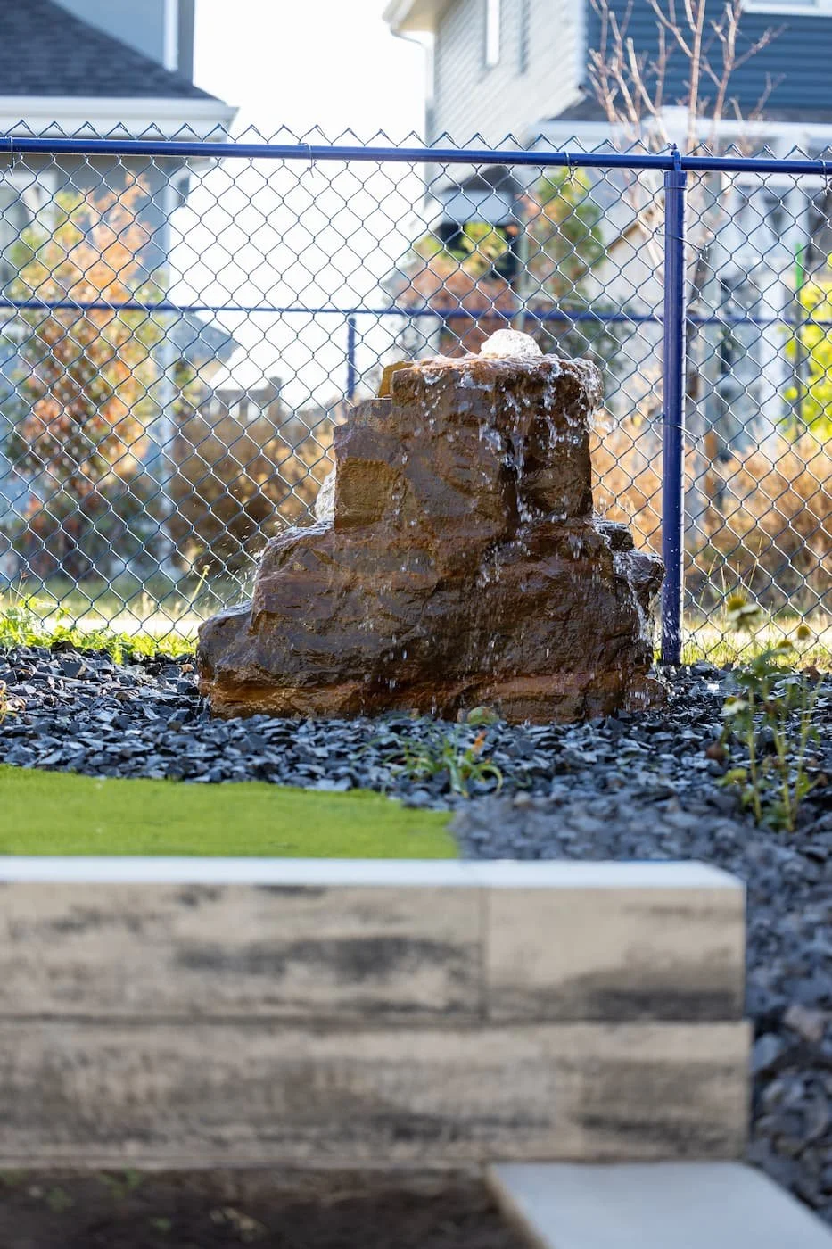 Natural boulder water bubbler