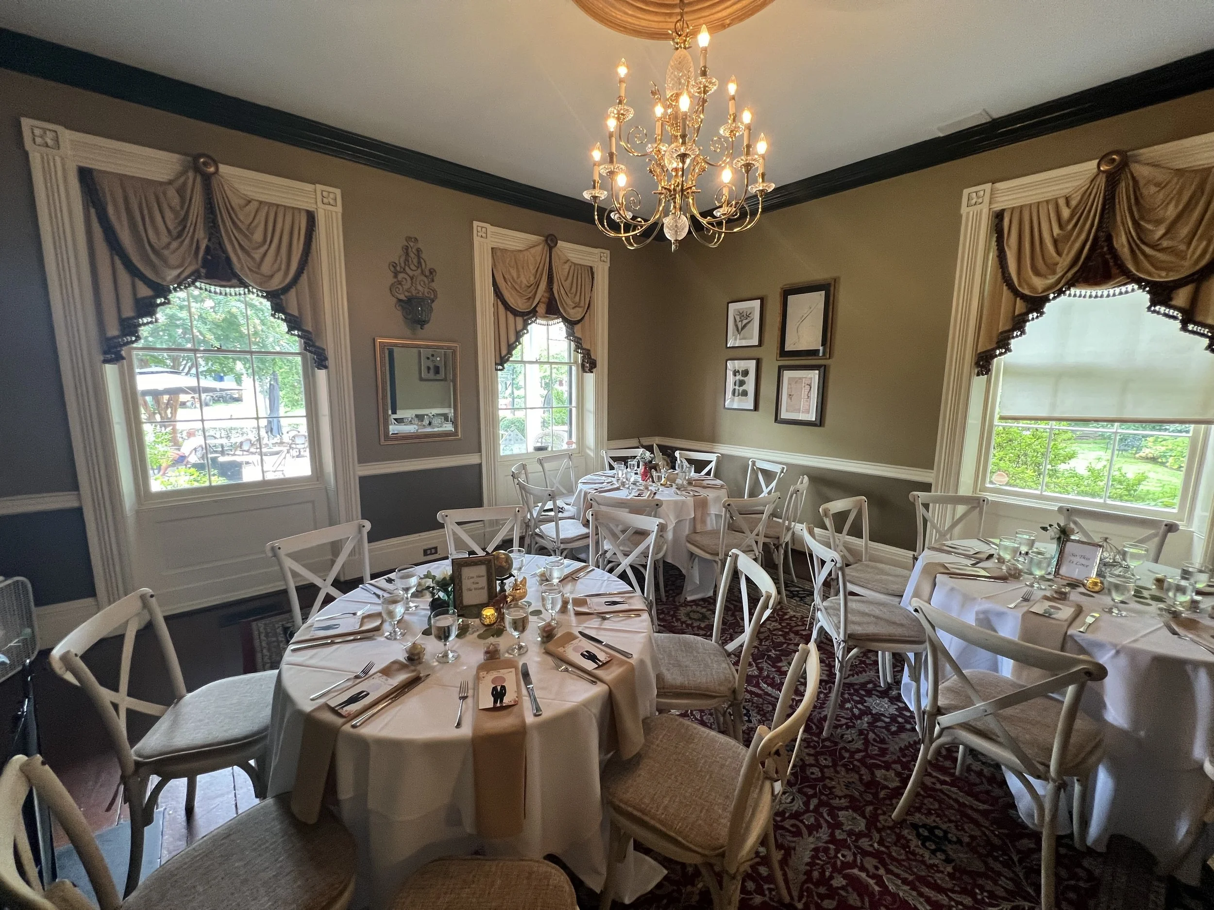 Venue: The Elkridge Furnace Inn
Event: Bridal Shower