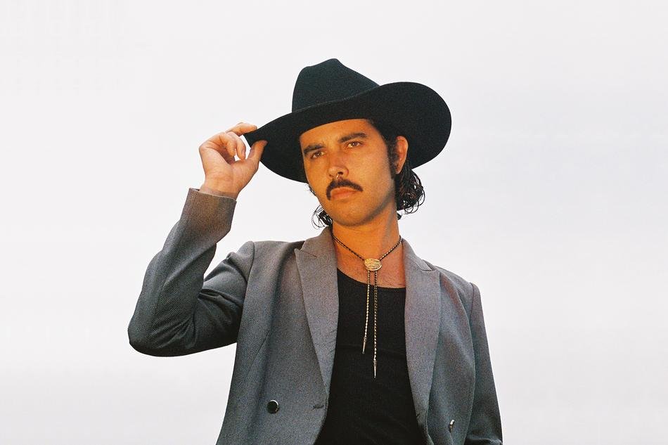 Hemi Hemingway - London performance