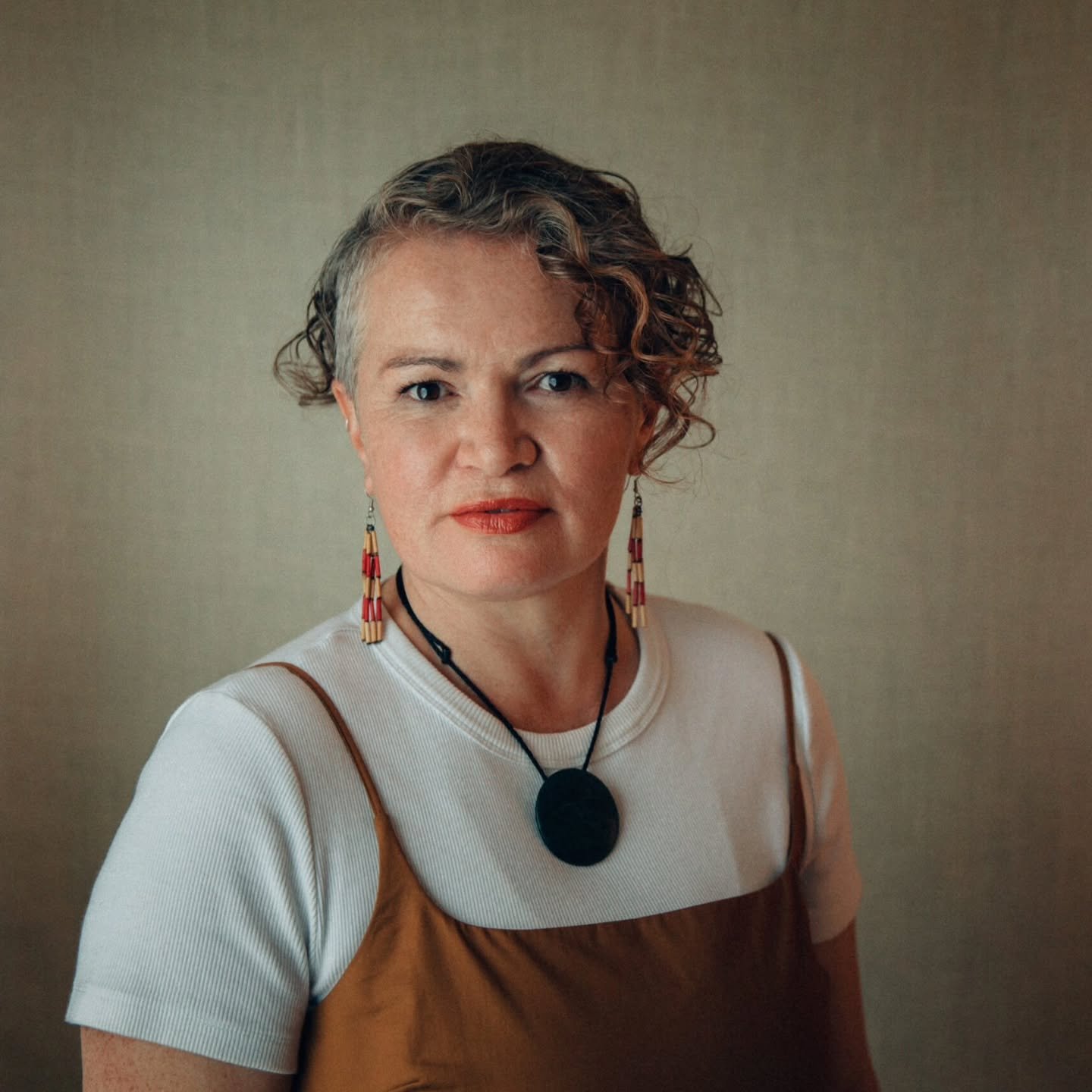 📚✨ Two acclaimed voices from Aotearoa New Zealand come to London for an evening of conversation exploring migration, identity, resistance and storytelling. 

Join Māori author @tina.makereti (The Mires) and Sri Lankan&ndash;Pākehā writer @saraiddesi
