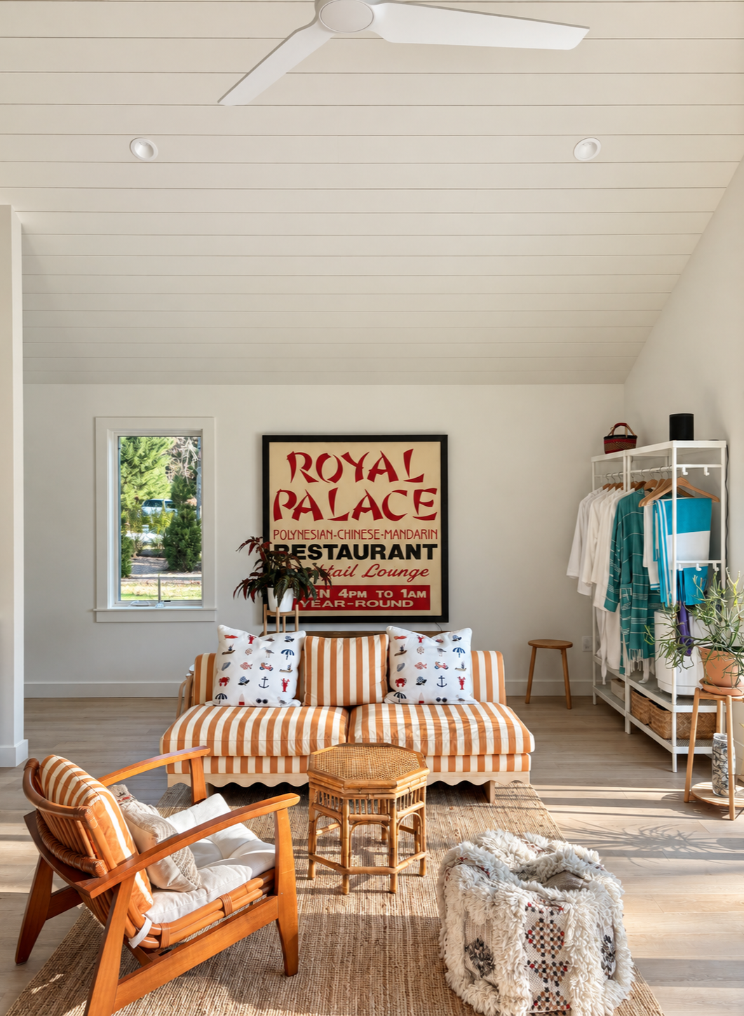 Warm%2C+polished+living+room+portfolio.png