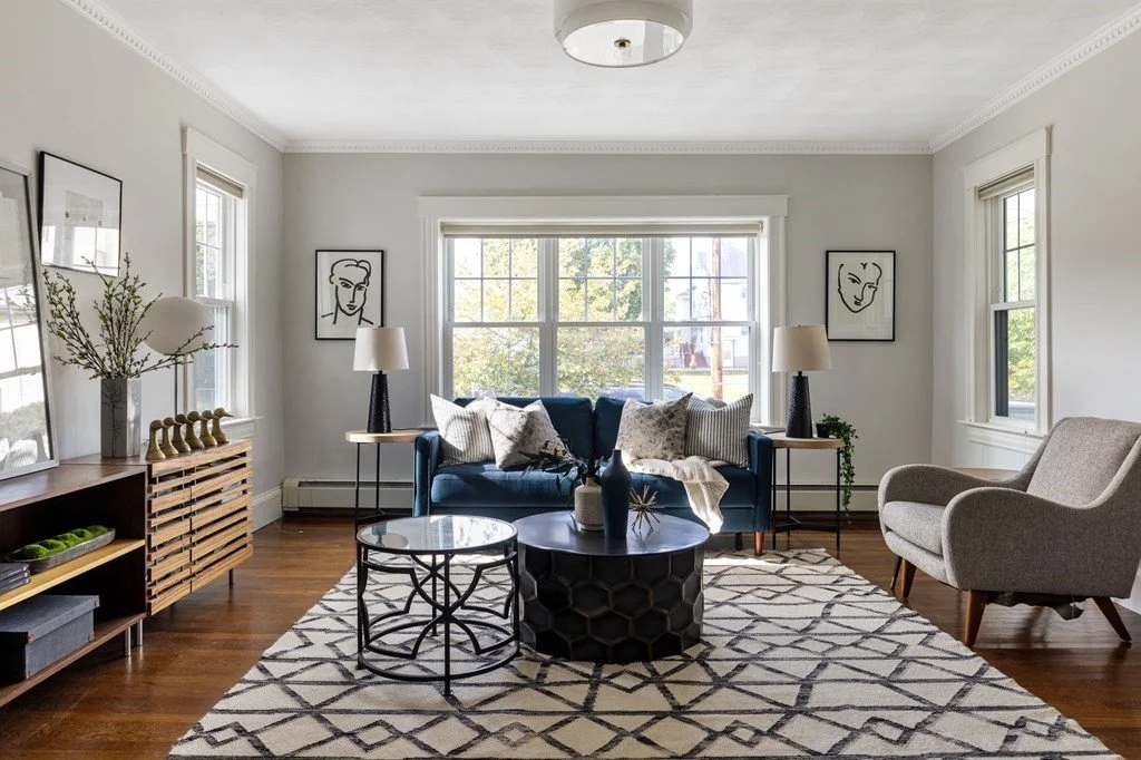 FrontLivingRoom.jpg