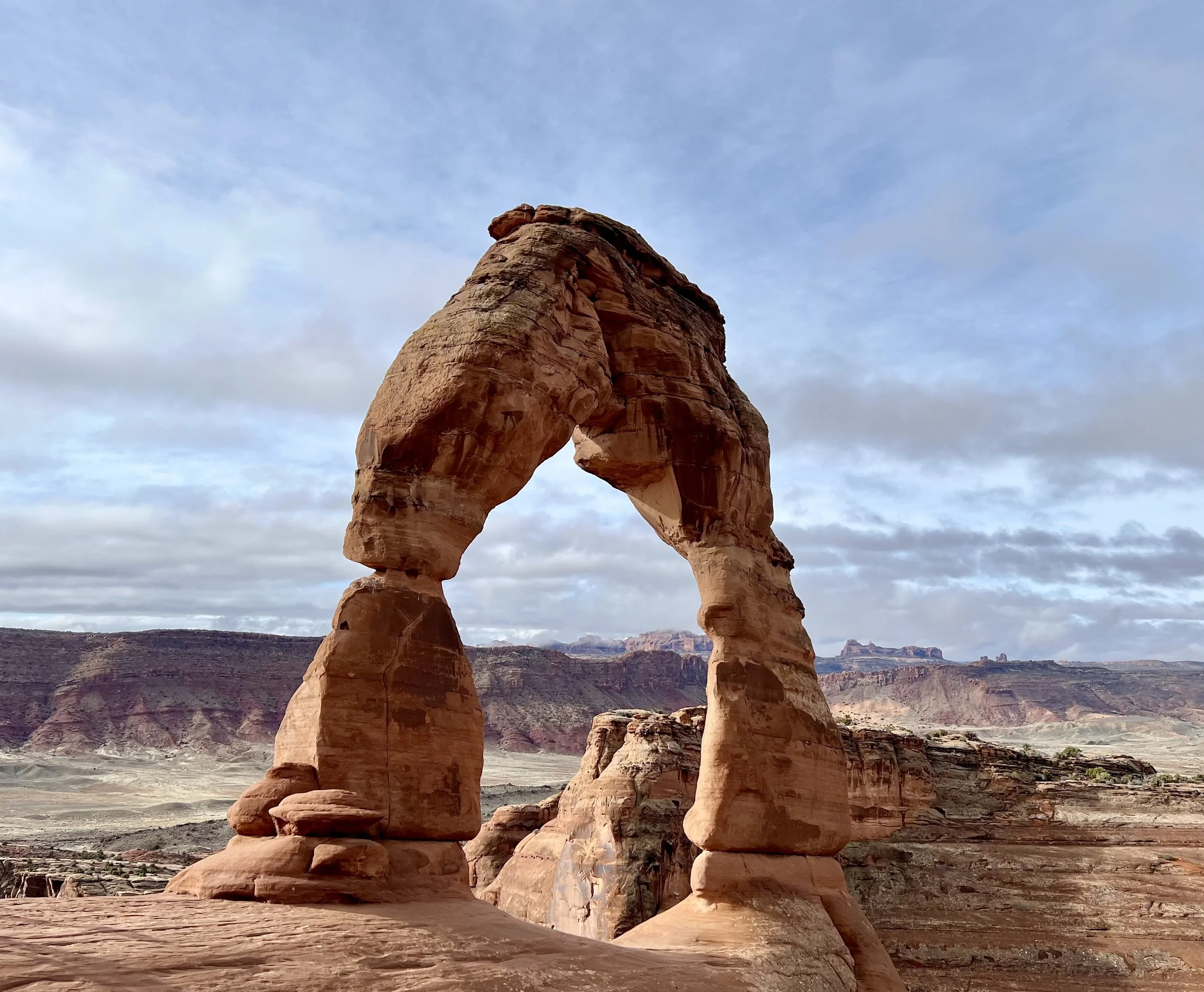 Explore the majestic Southwest USA seamlessly with a guided adventure.