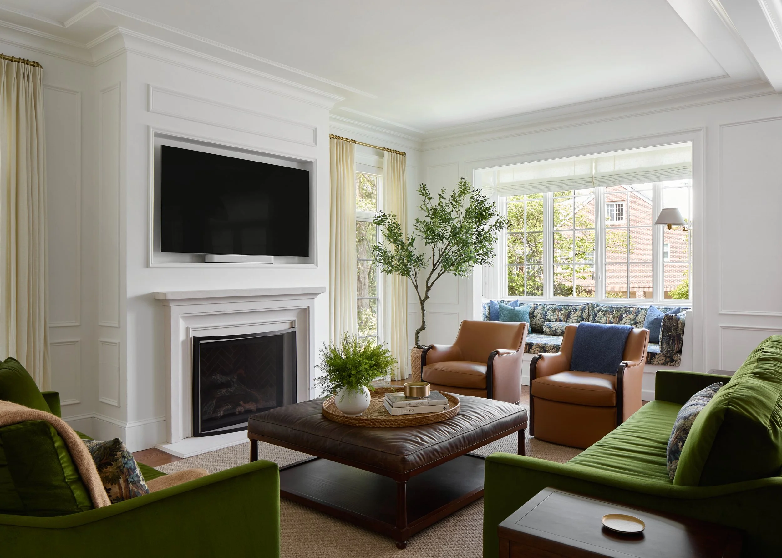 11_Family Room_20508 1 1©KeyannaBowen.jpg