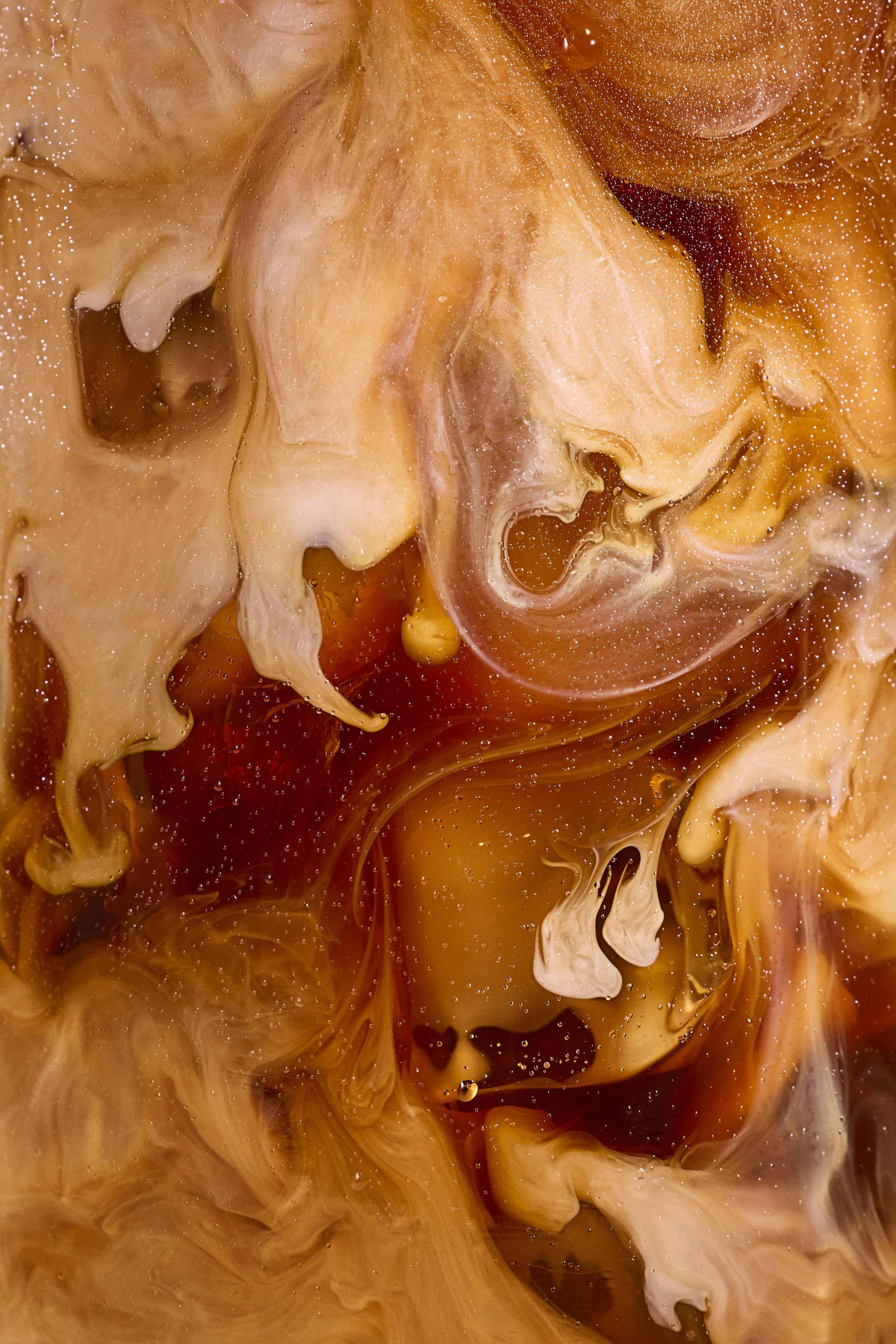 CAFE_2026_Q1_PEACHES_CREAM_ICE_LATTE_0659_B.jpg