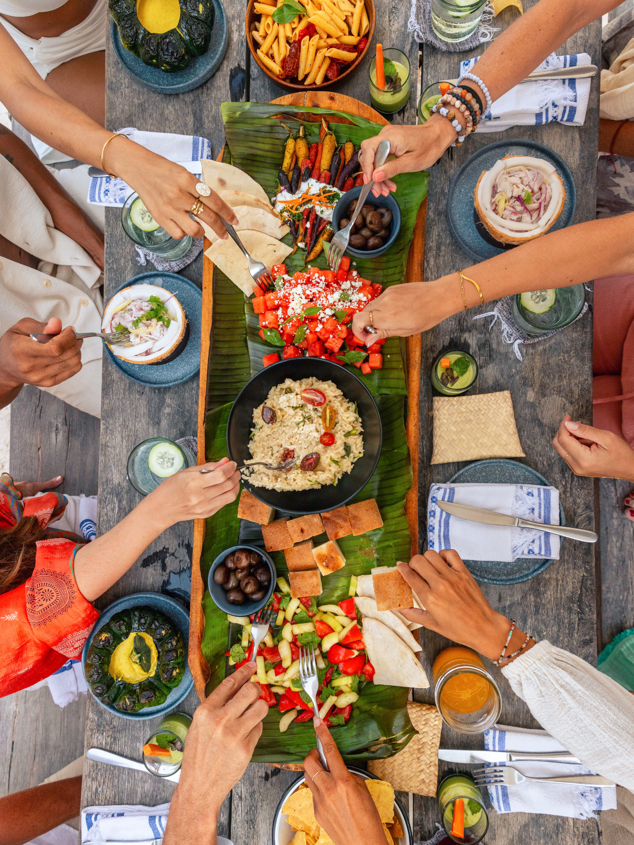 Family style dinners for retreats & groups.png