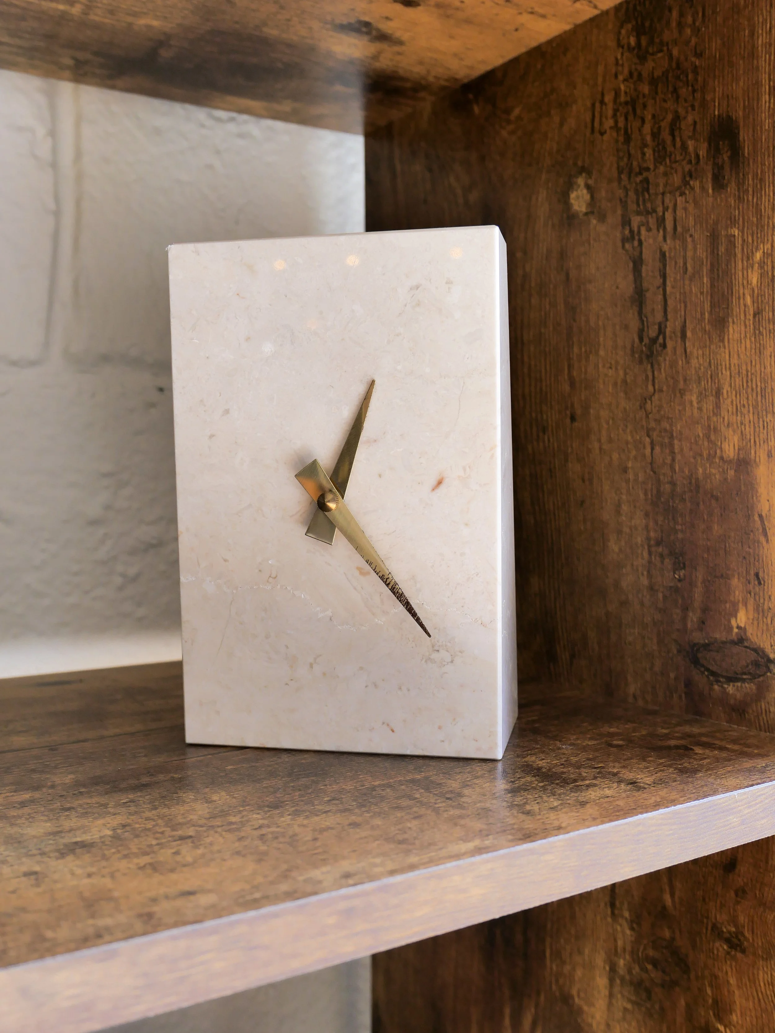 quiet hour marble clock