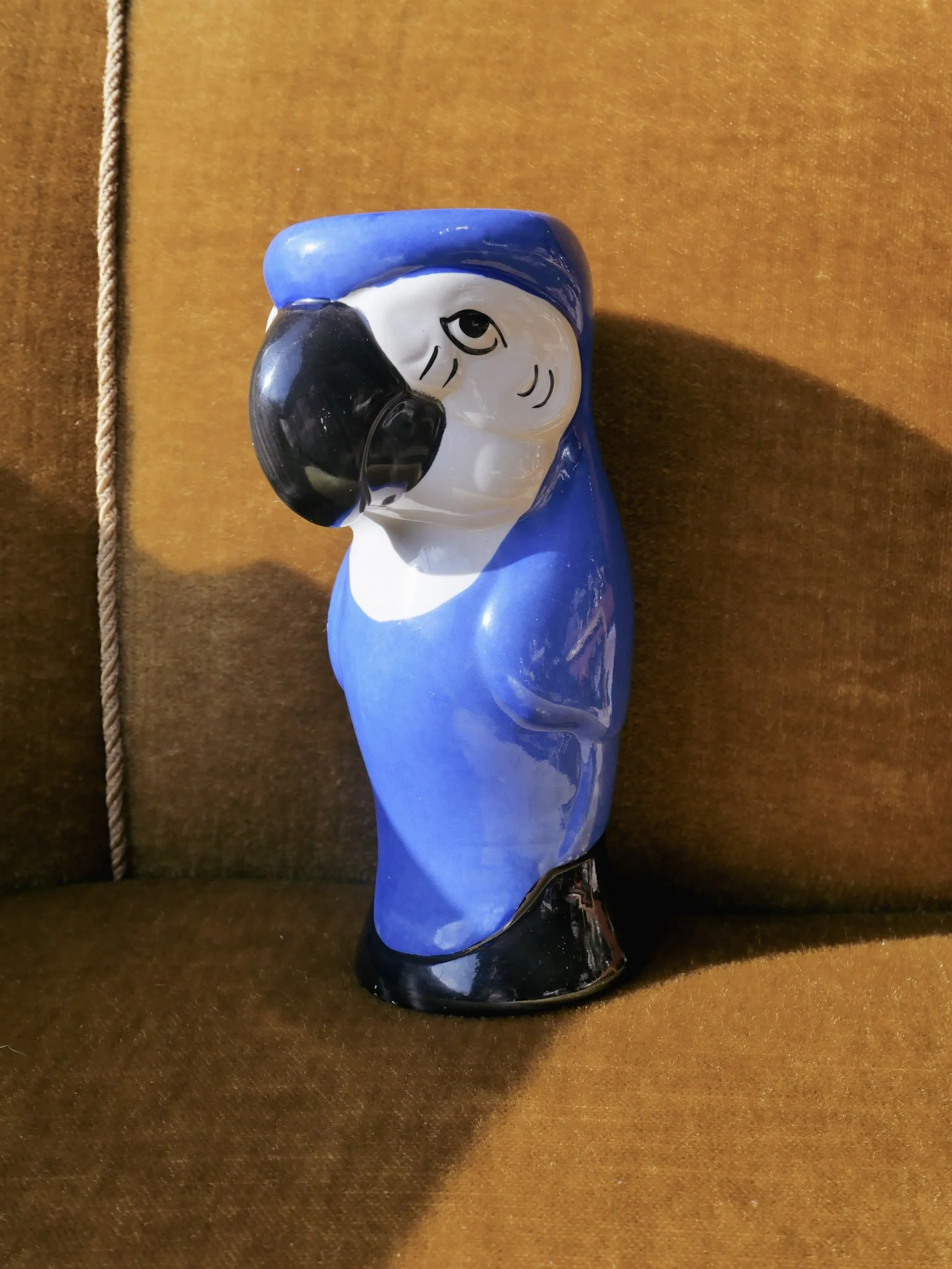 polly parrot mug