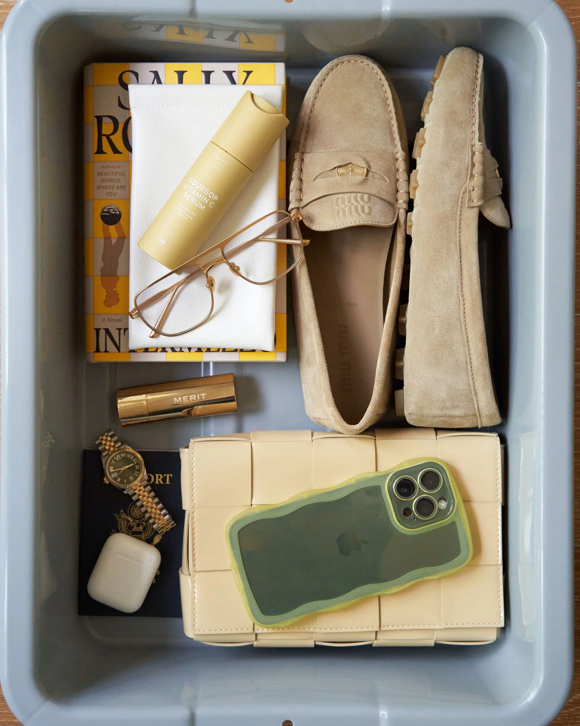 Social media aesthetic cell phone girl things digital marketing