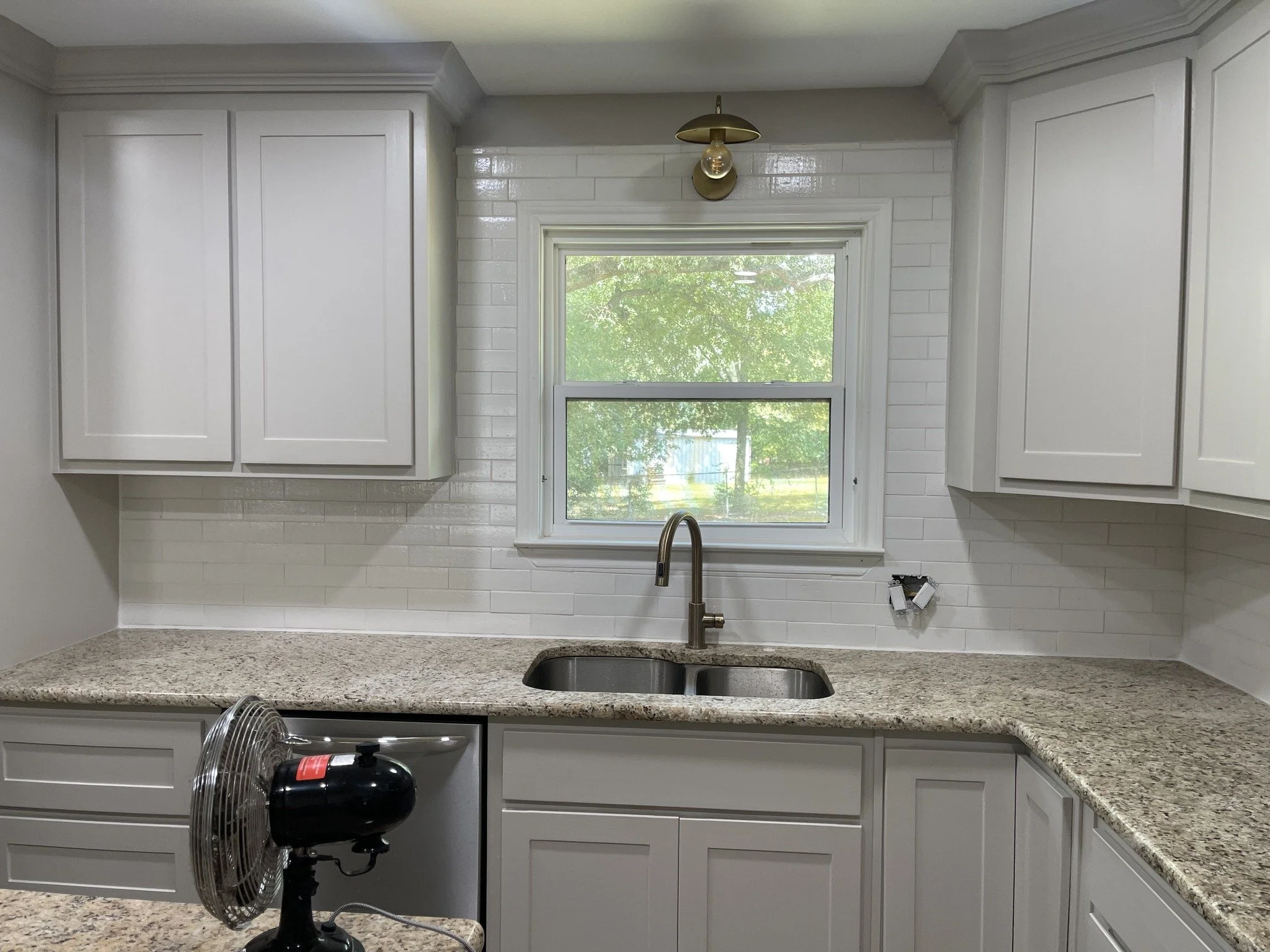 Modern Kitchen Upgrade with Subway Tile Backsplash