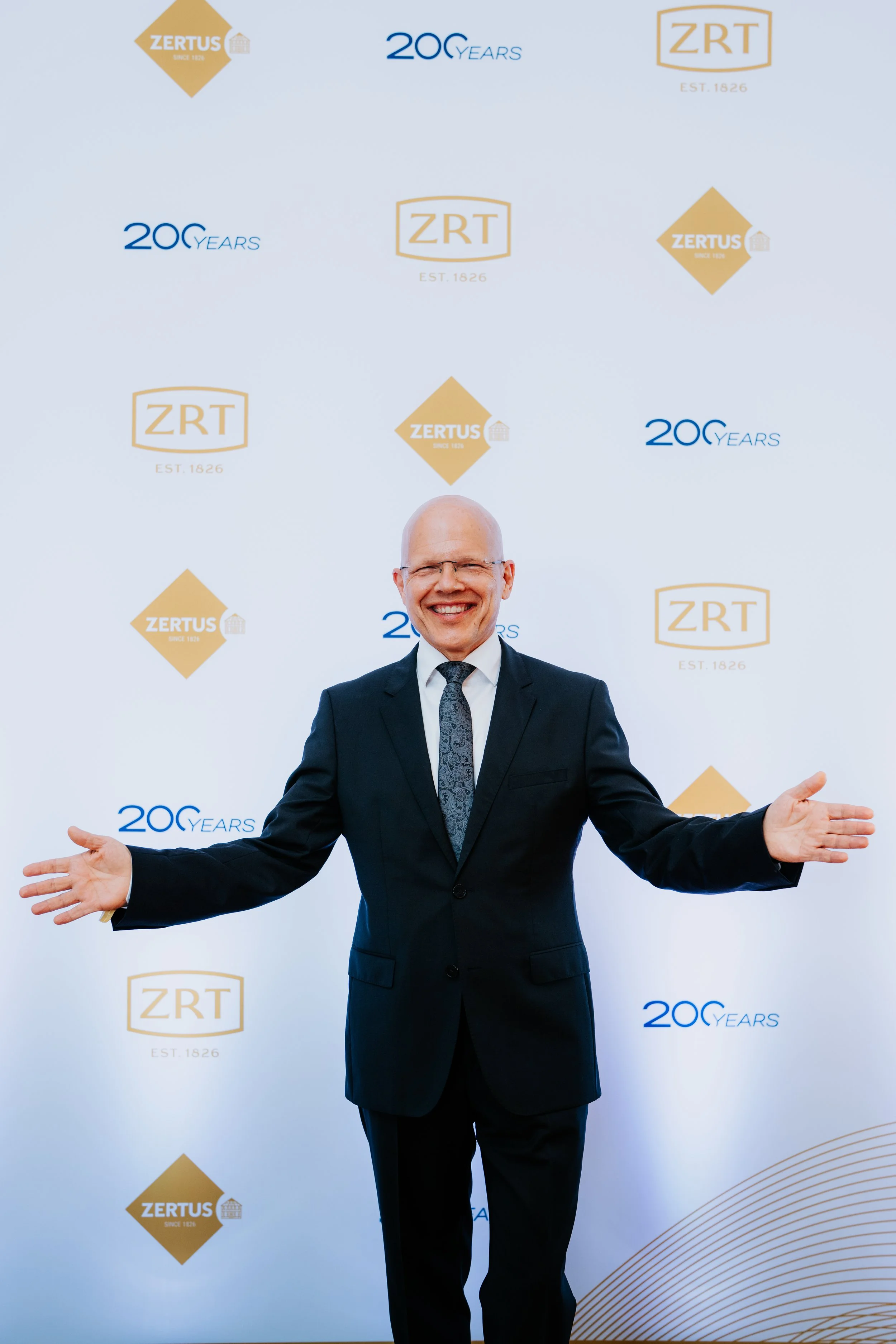 ZERTUS200_Day-2-RobinSchmiedebachPhoto-0469.jpg