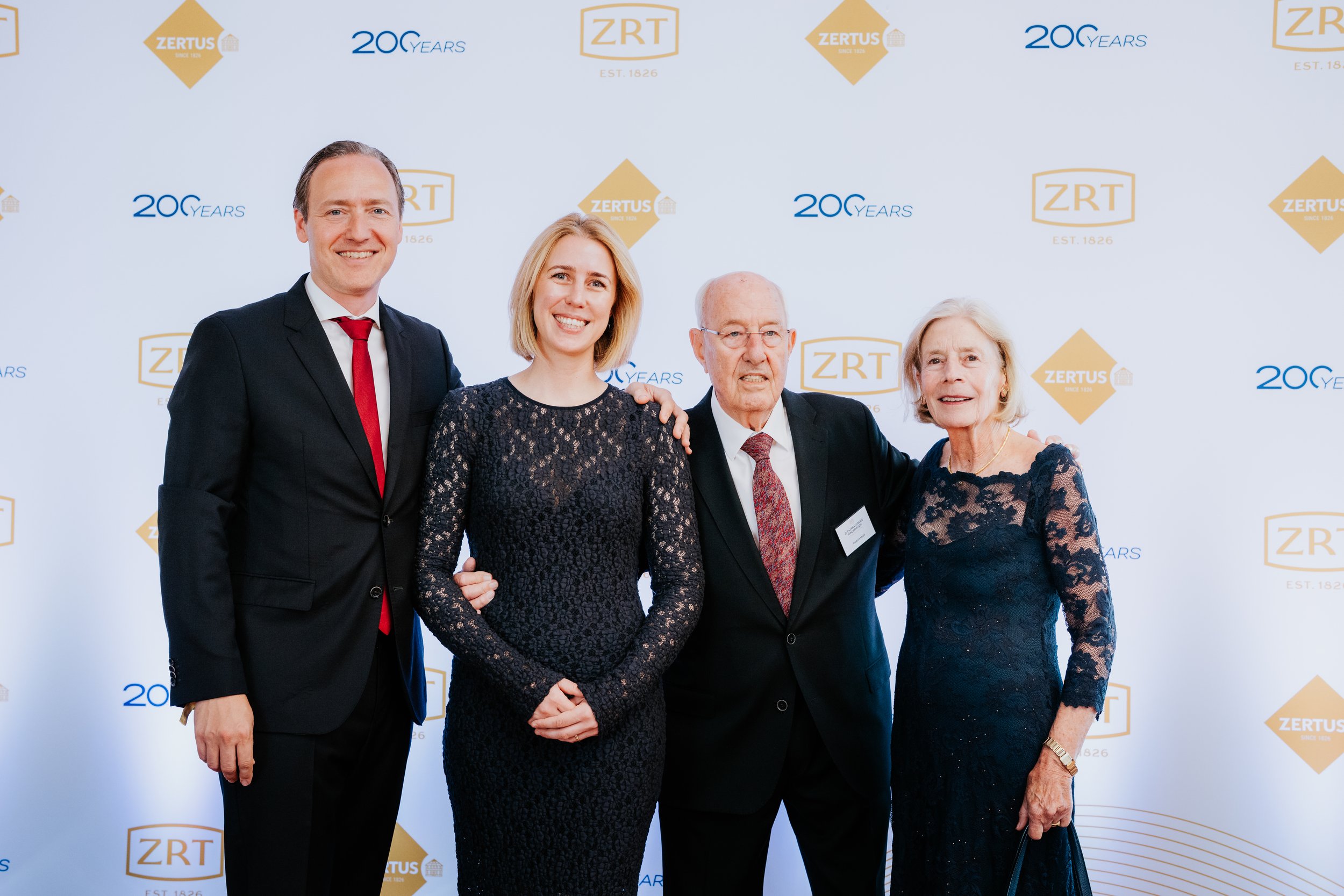 ZERTUS200_Day-2-RobinSchmiedebachPhoto-0475.jpg