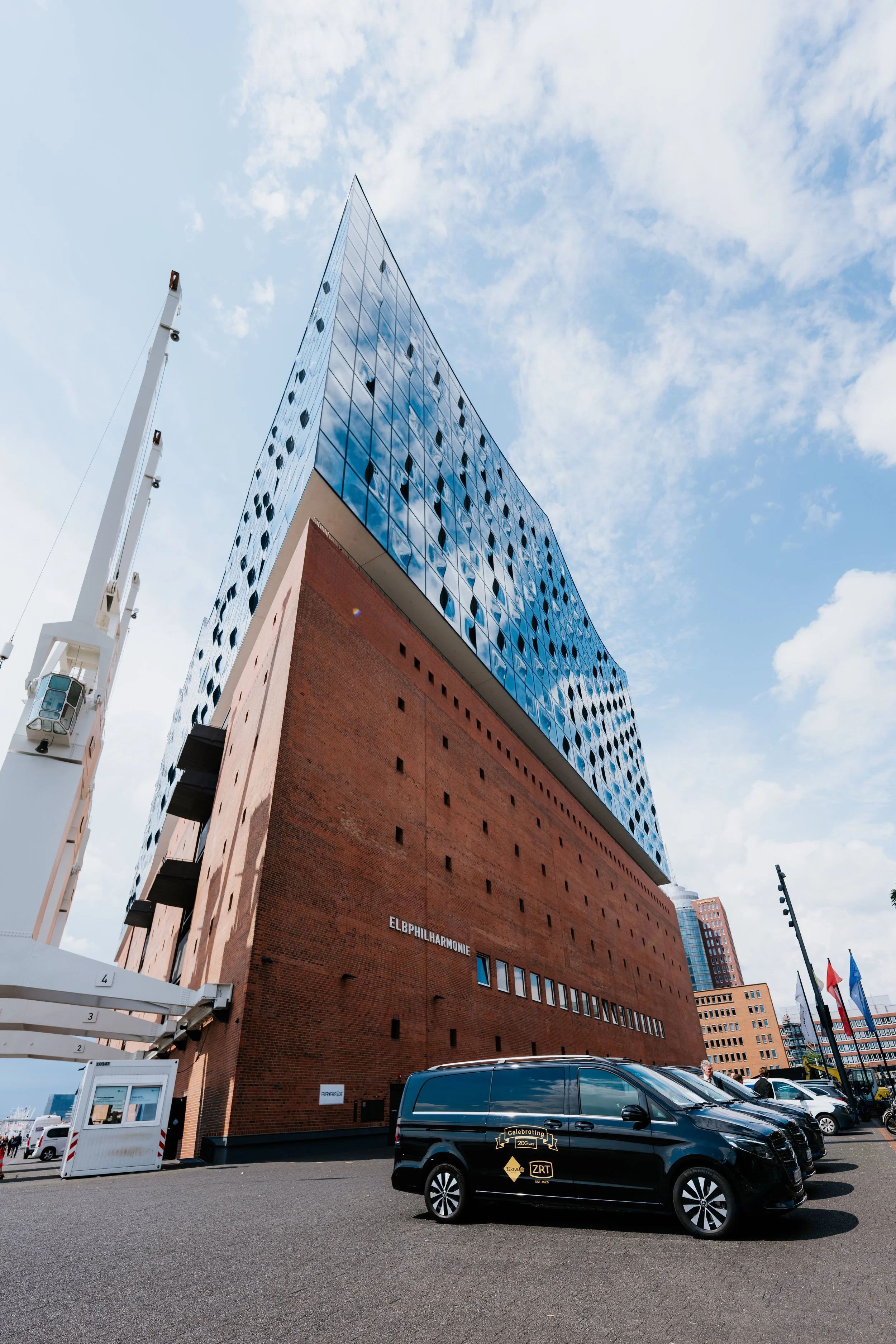 ZERTUS200_Day-2-RobinSchmiedebachPhoto-0371.jpg
