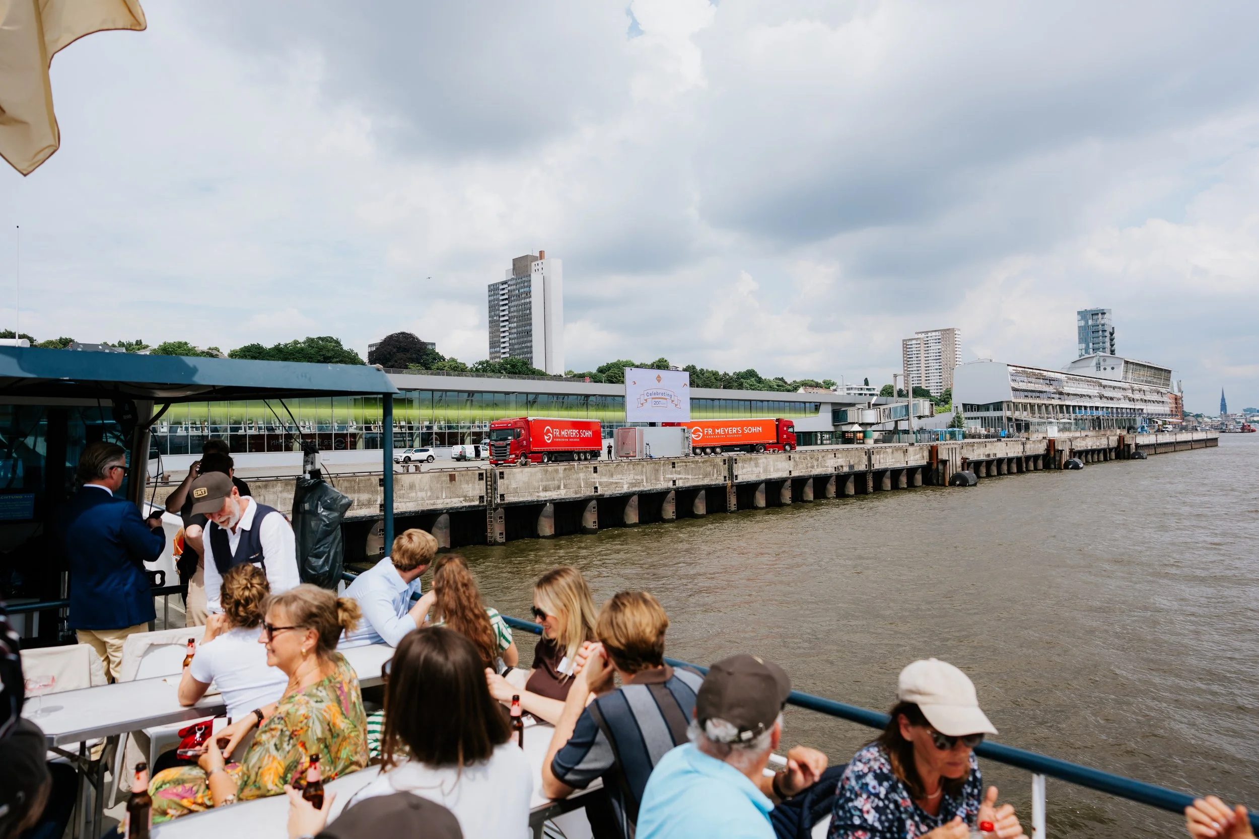 ZERTUS200_Day-2-RobinSchmiedebachPhoto-0307.jpg