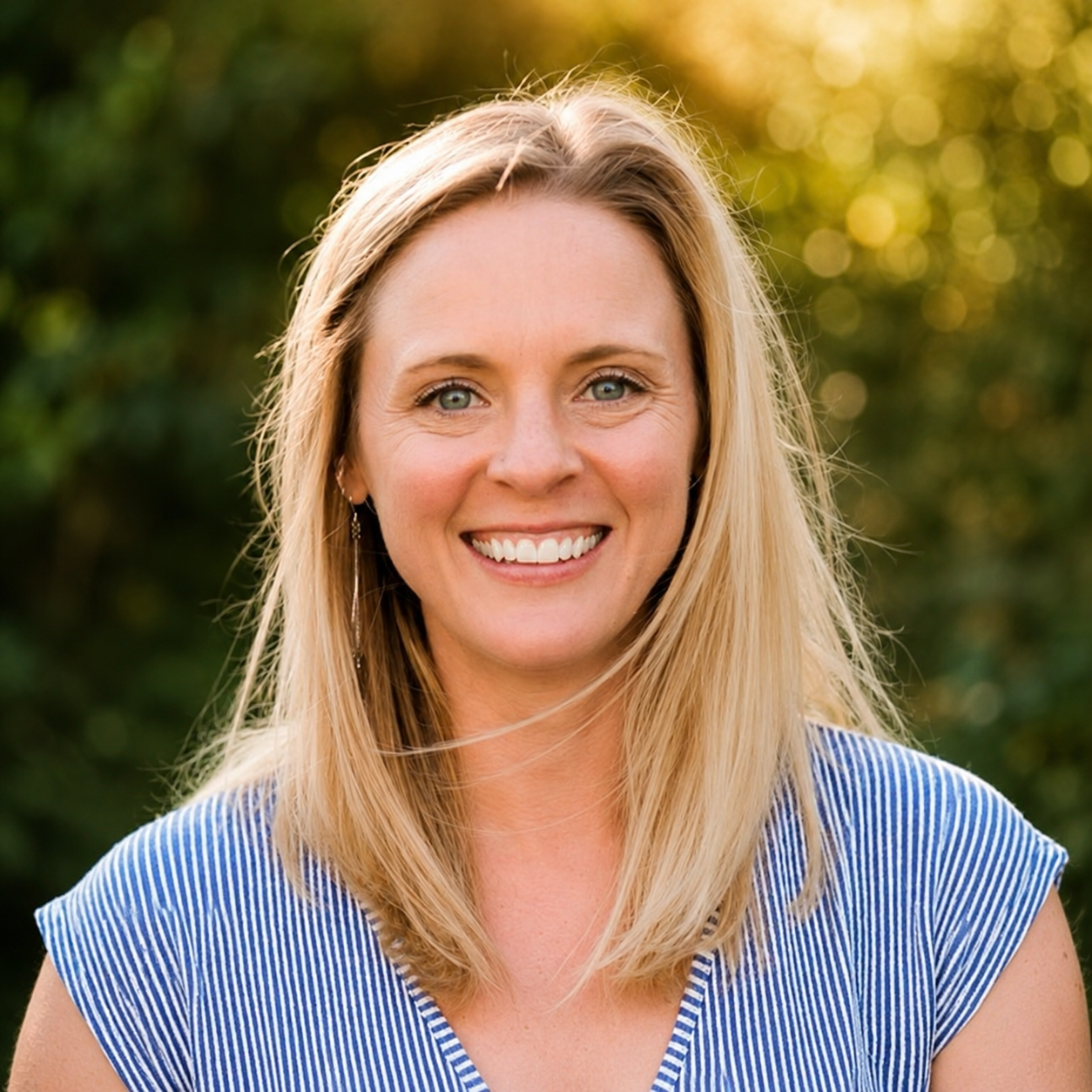 Melissa Webb, BomData