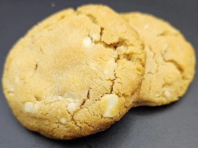 White Chocolate Macadamia Nut Cooke