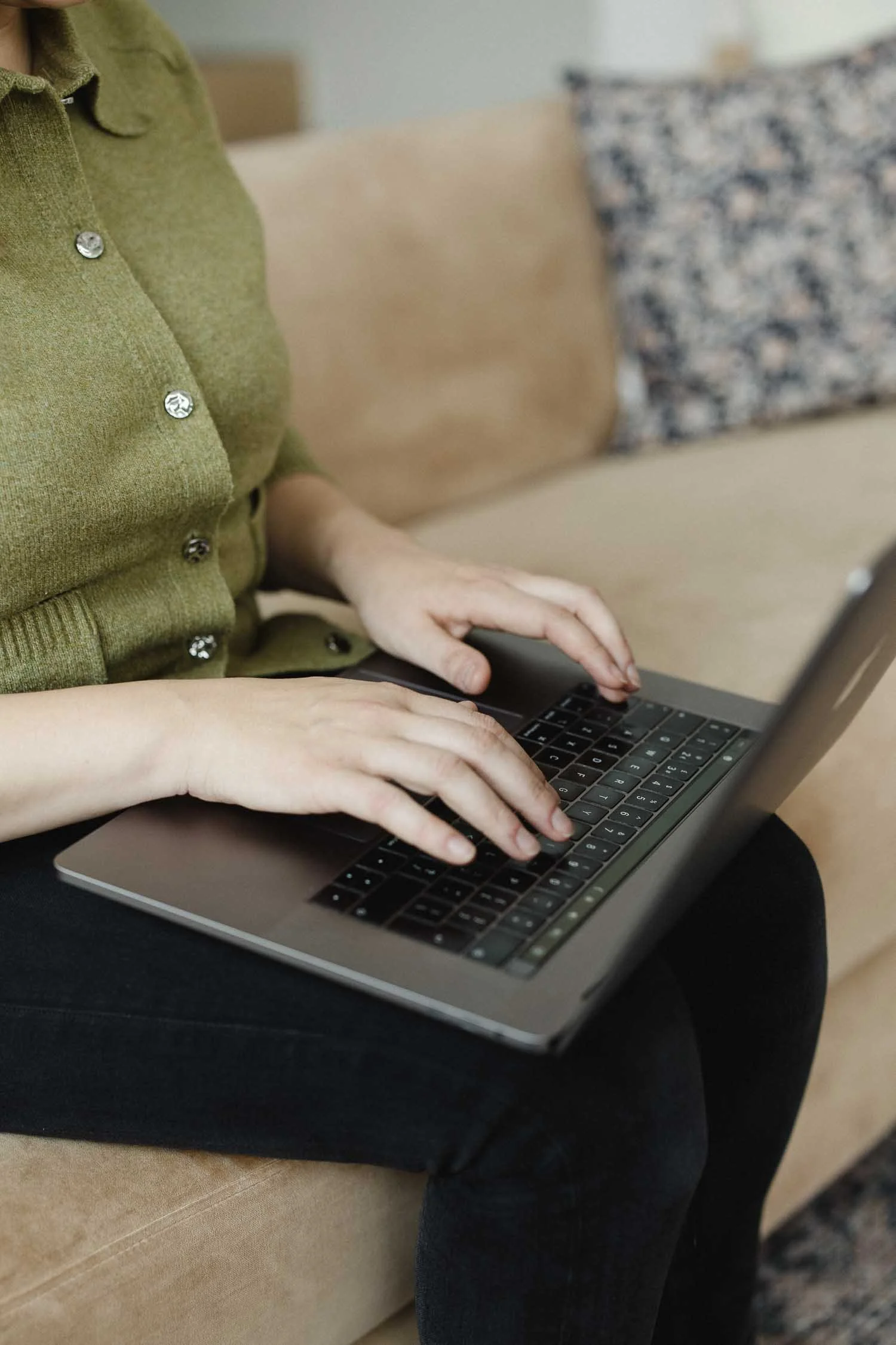 How to structure a blog post for better SEO &amp; engagement