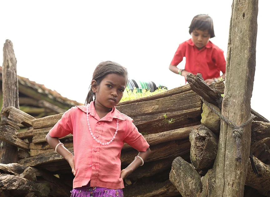 young children working in South Asia