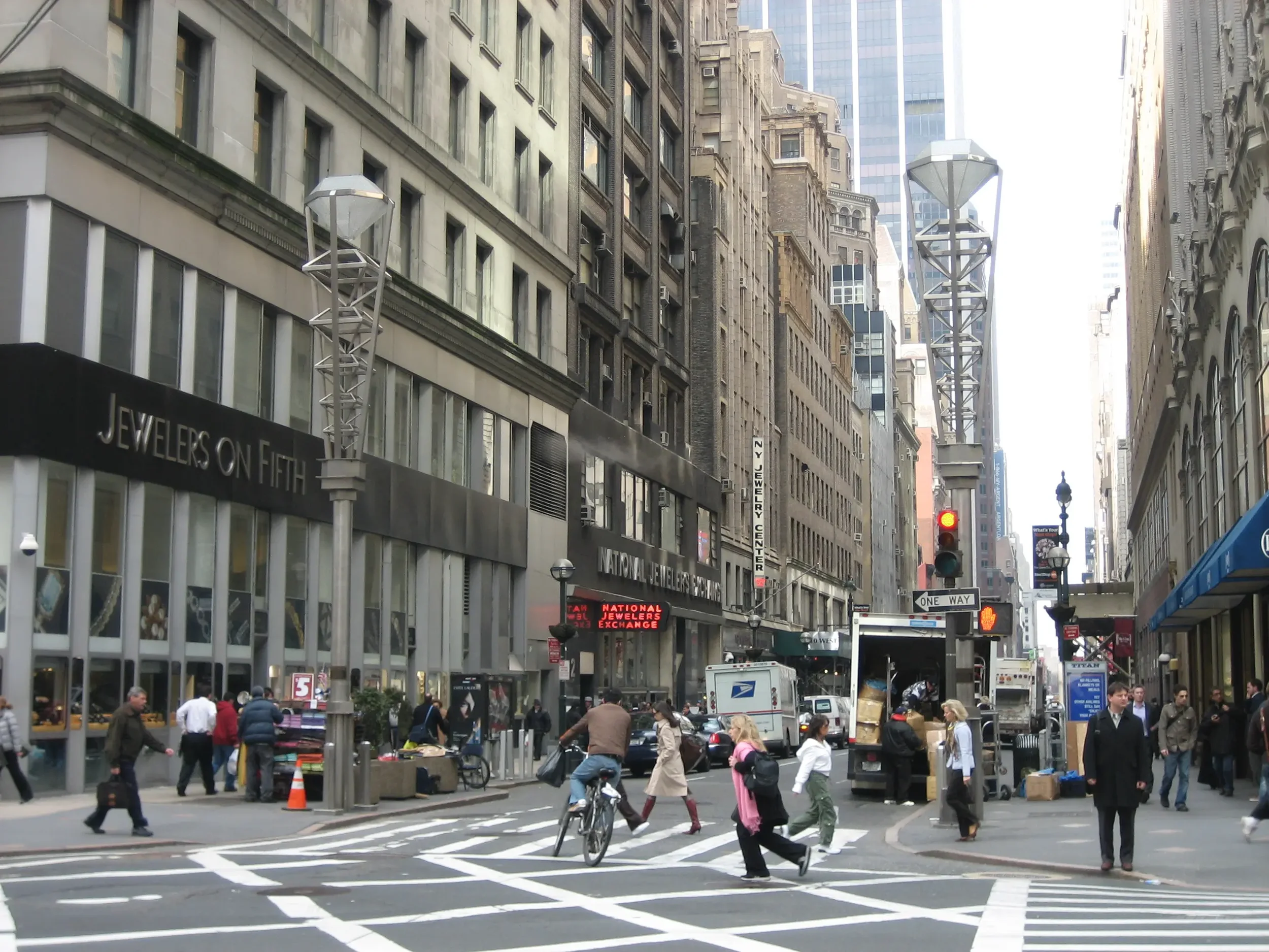 47th Street (Diamond District Partnership)