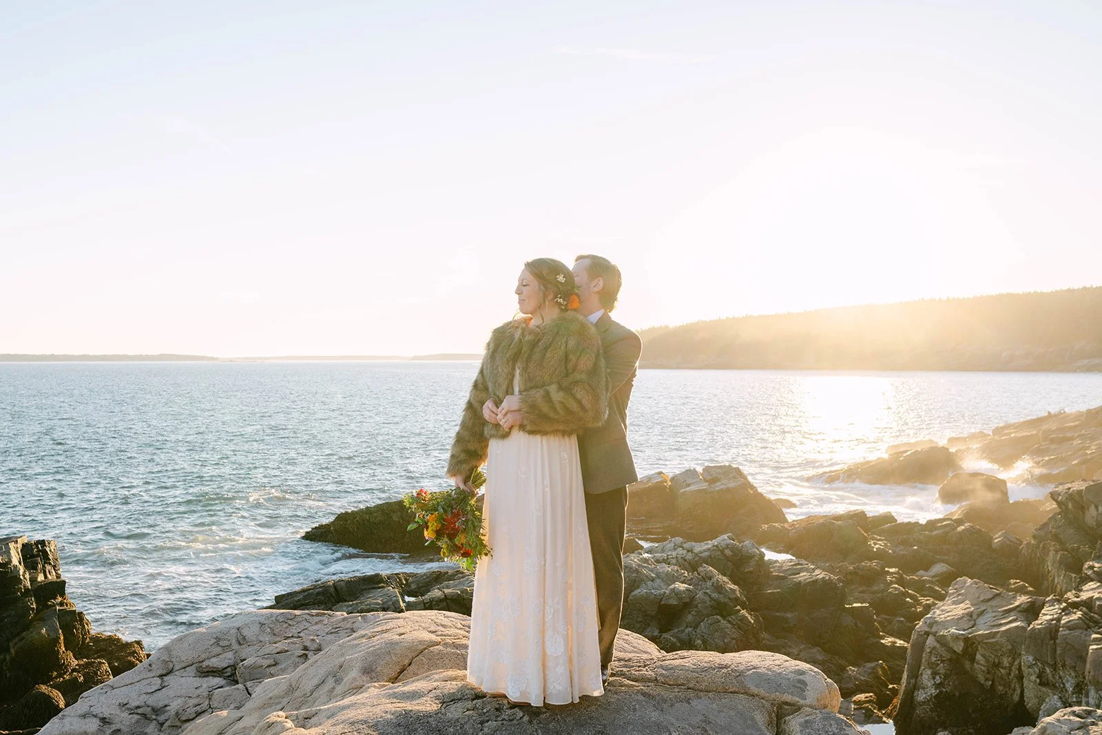 Elopement or Micro-Wedding: How to Choose What’s Best for You