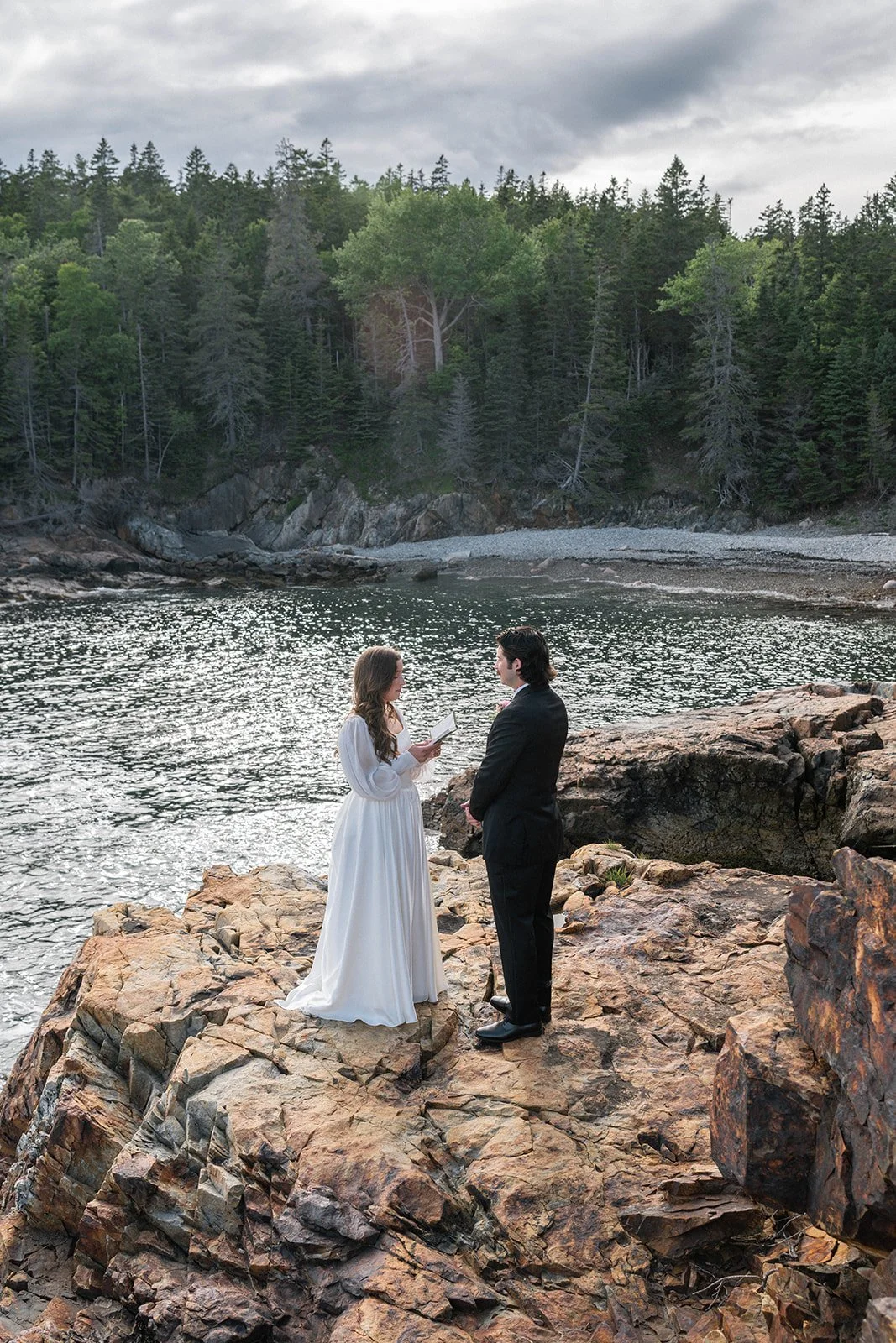 coastal elopement ceremony at little hunter's beach