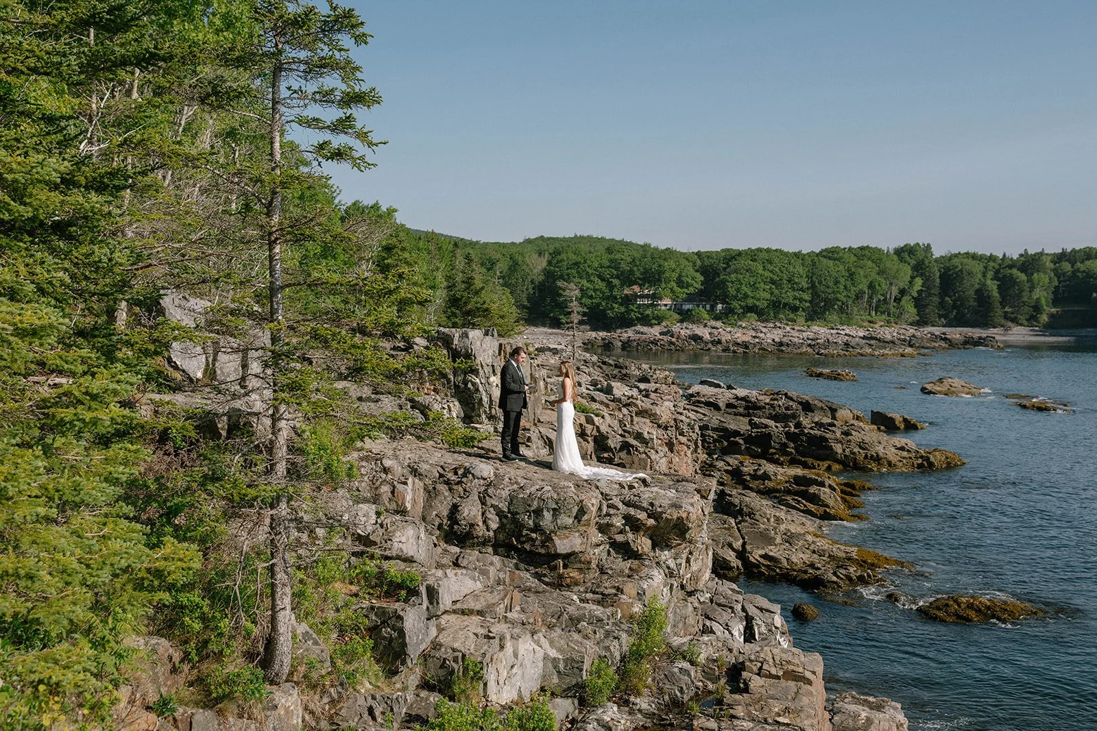 coastal elopement ceremony at schooner head overlook