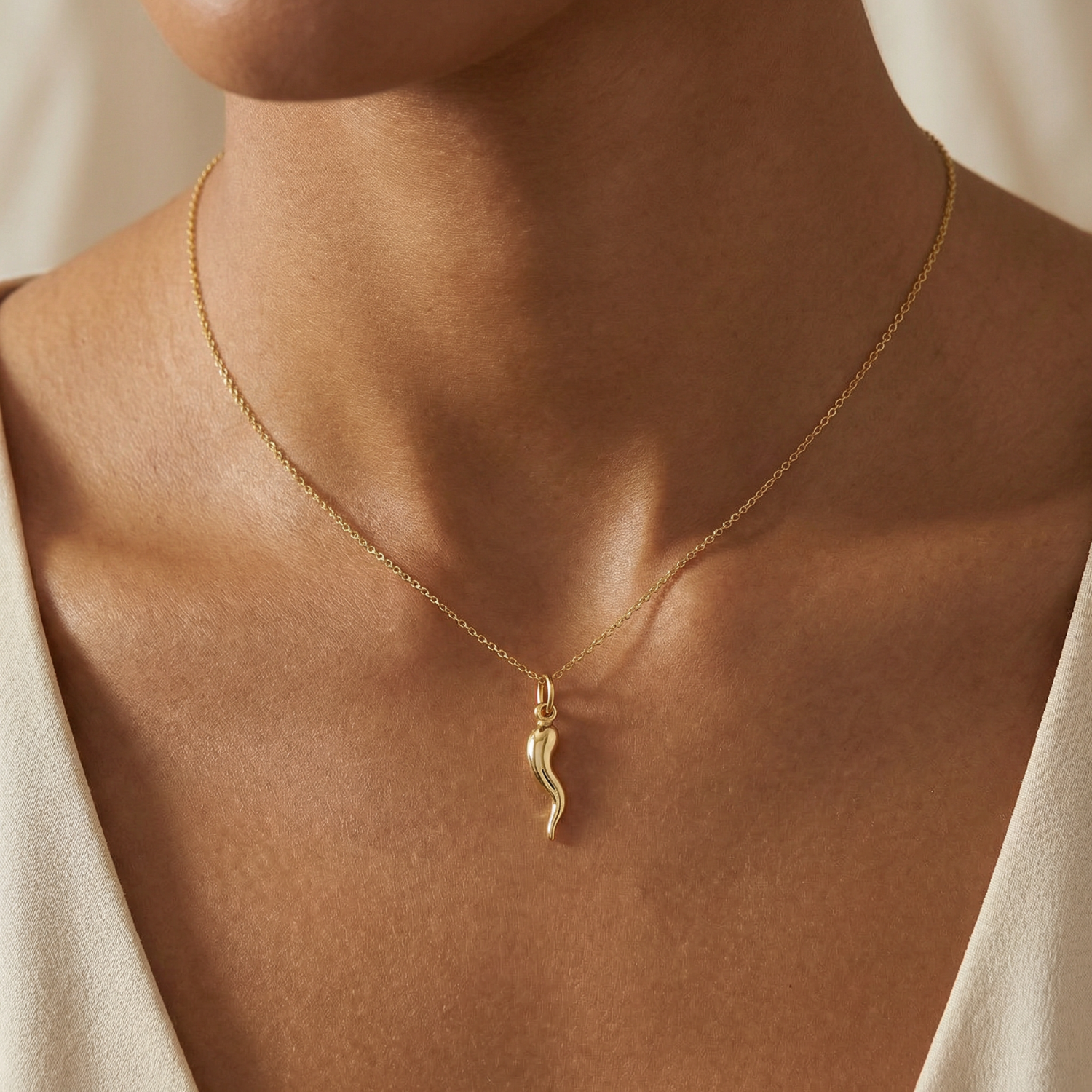 CHP9KY40S-Williams-Jewellery-Chilli-Horn-Pendant-Chain-Necklace-9k-Yellow-Gold-Small.png