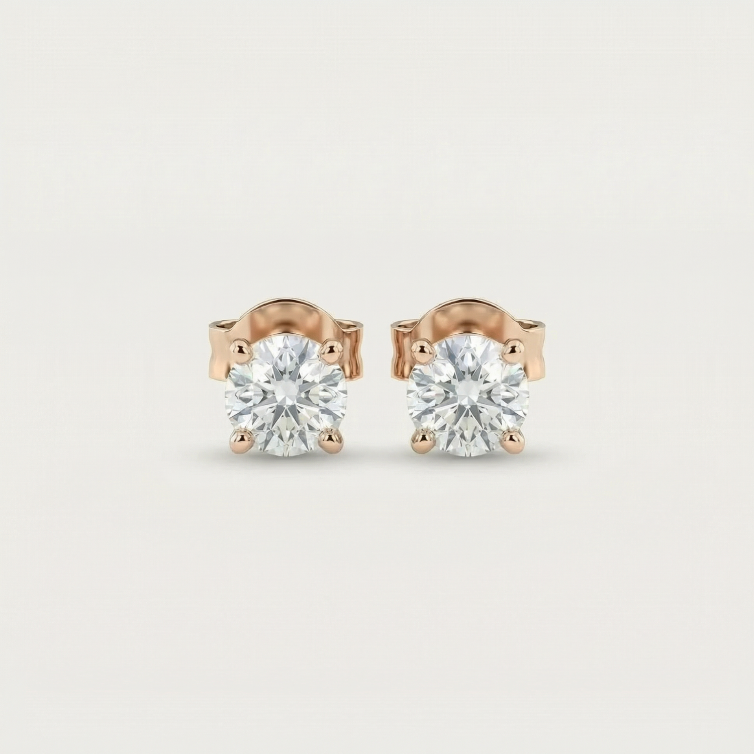 Round Diamond Stud Earrings