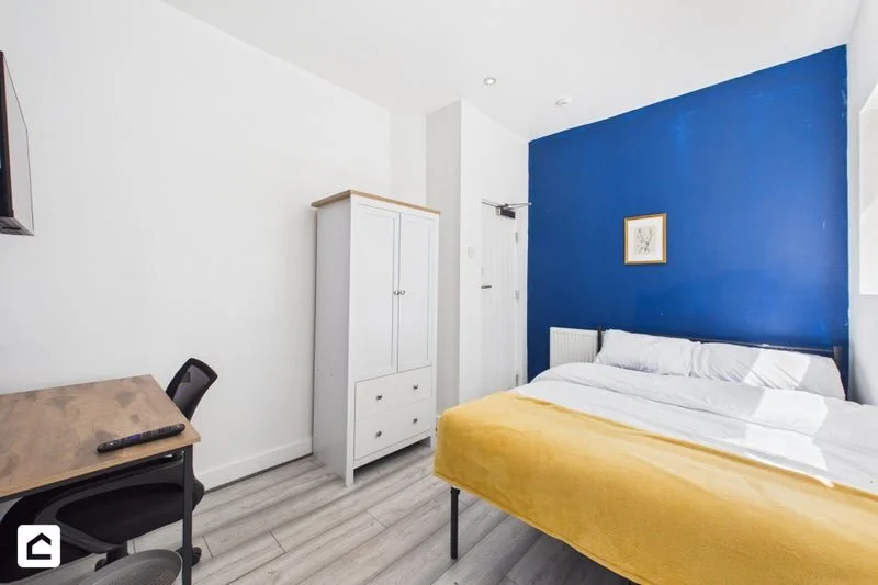 Room 3.jpg