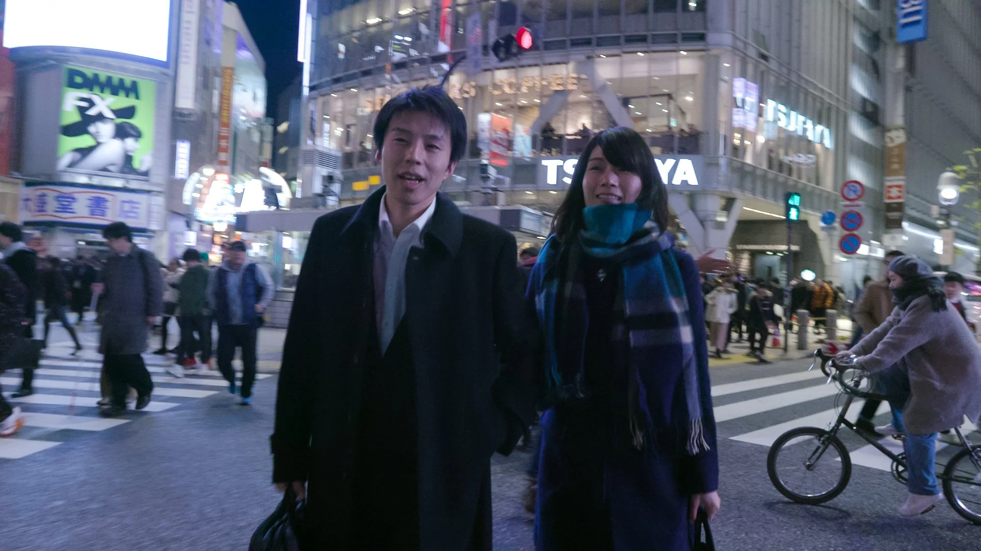 AuroraLove2 Maiko Hiro Shibuya.jpg