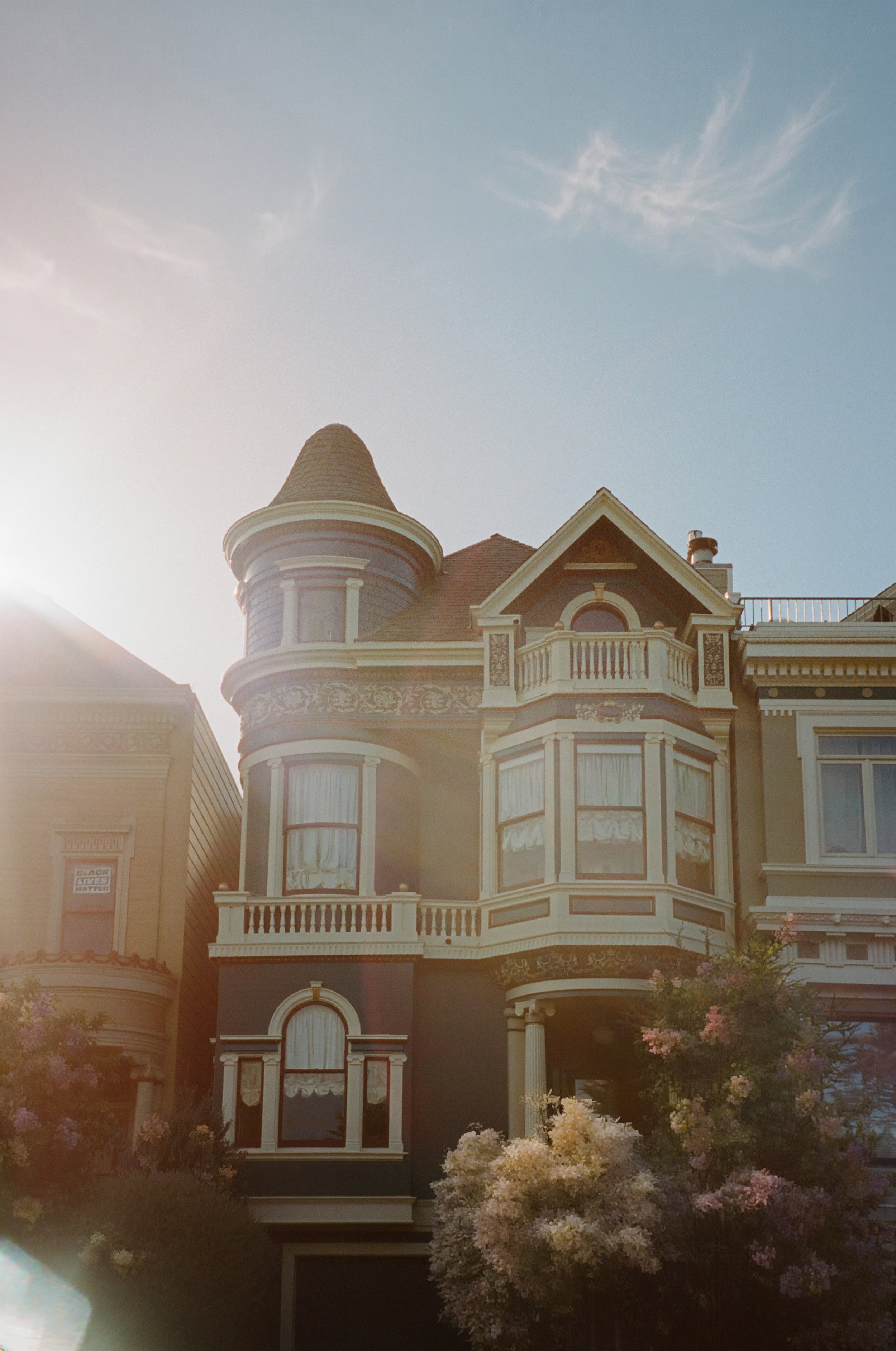 Visuals-by-jasmin_victorian-house_000604410003-print.jpg