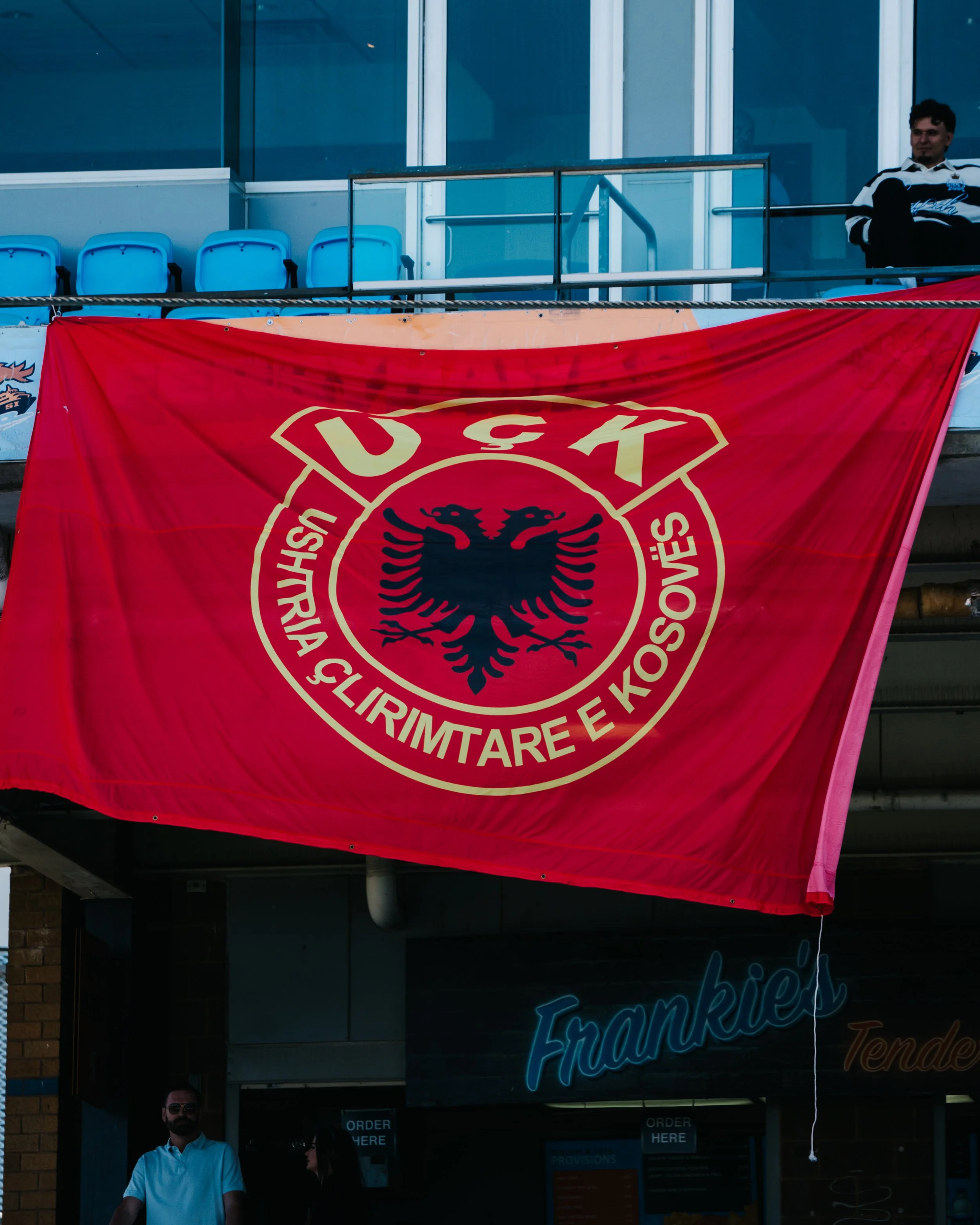 fejzzzzzz-04215.jpg