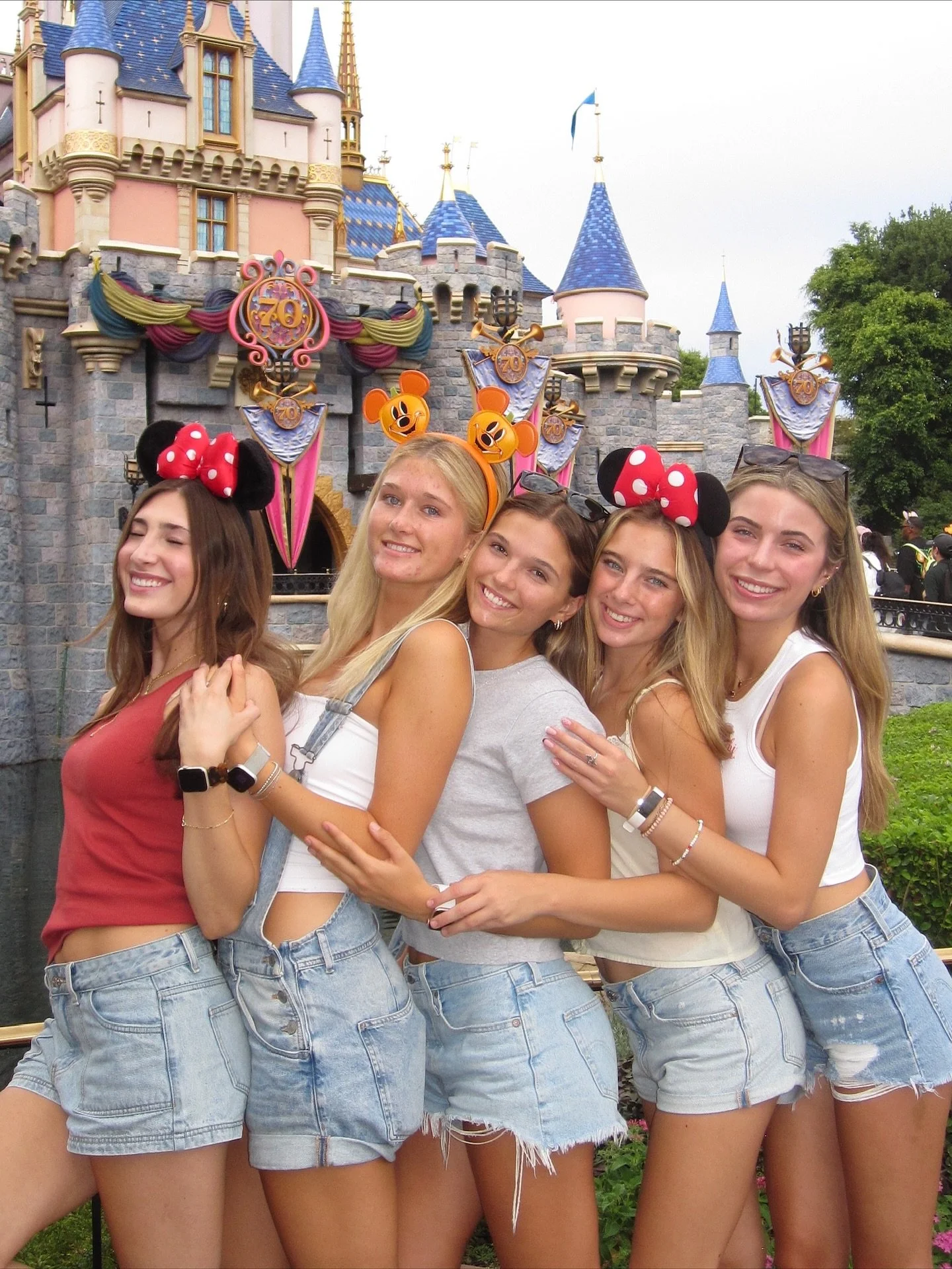 Nothing like our annual Disneyland trip to make Work Week even more magical 🏰 ✨ The happiest place on earth meets the happiest sisterhood!😇Recruitment is almost here, and we&rsquo;re counting down the days to meet MC &rsquo;25 🫂💛