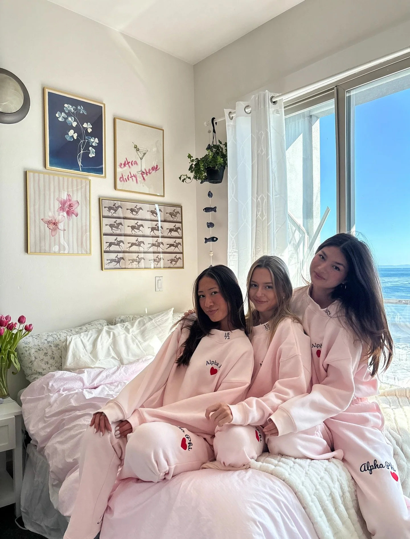 OBSESSED with our winter merch 🎀🌟🫧💖😇 Thank you @chapterclothinco &amp; @annaparkcalkins for our new sets!!!💞💞

#alphaphi #ucsb #santabarbara #aoe