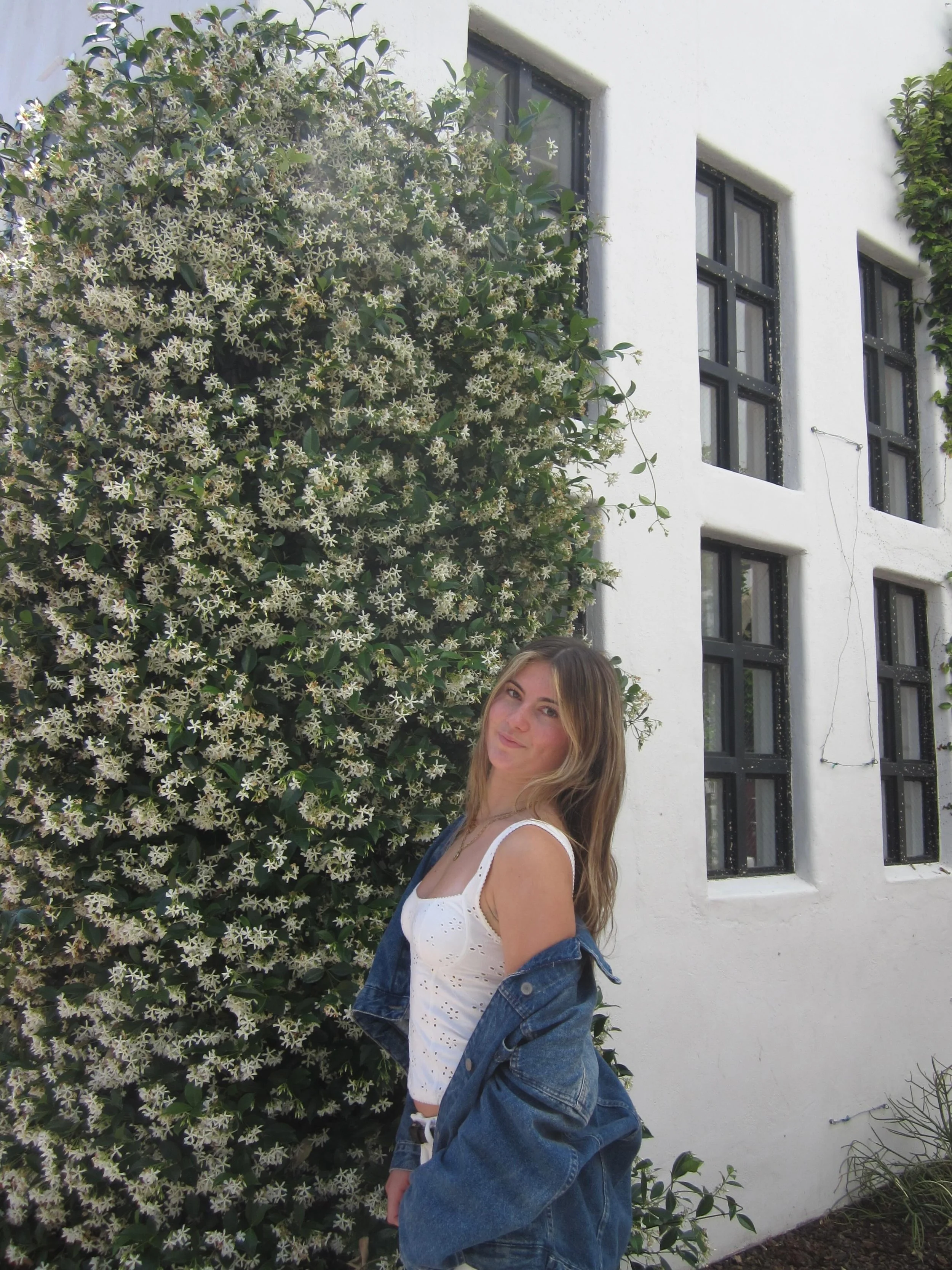From our spring quarter favorites album 🤸&zwj;♀️😇👒

#alphaphi #ucsb #santabarbara #spring