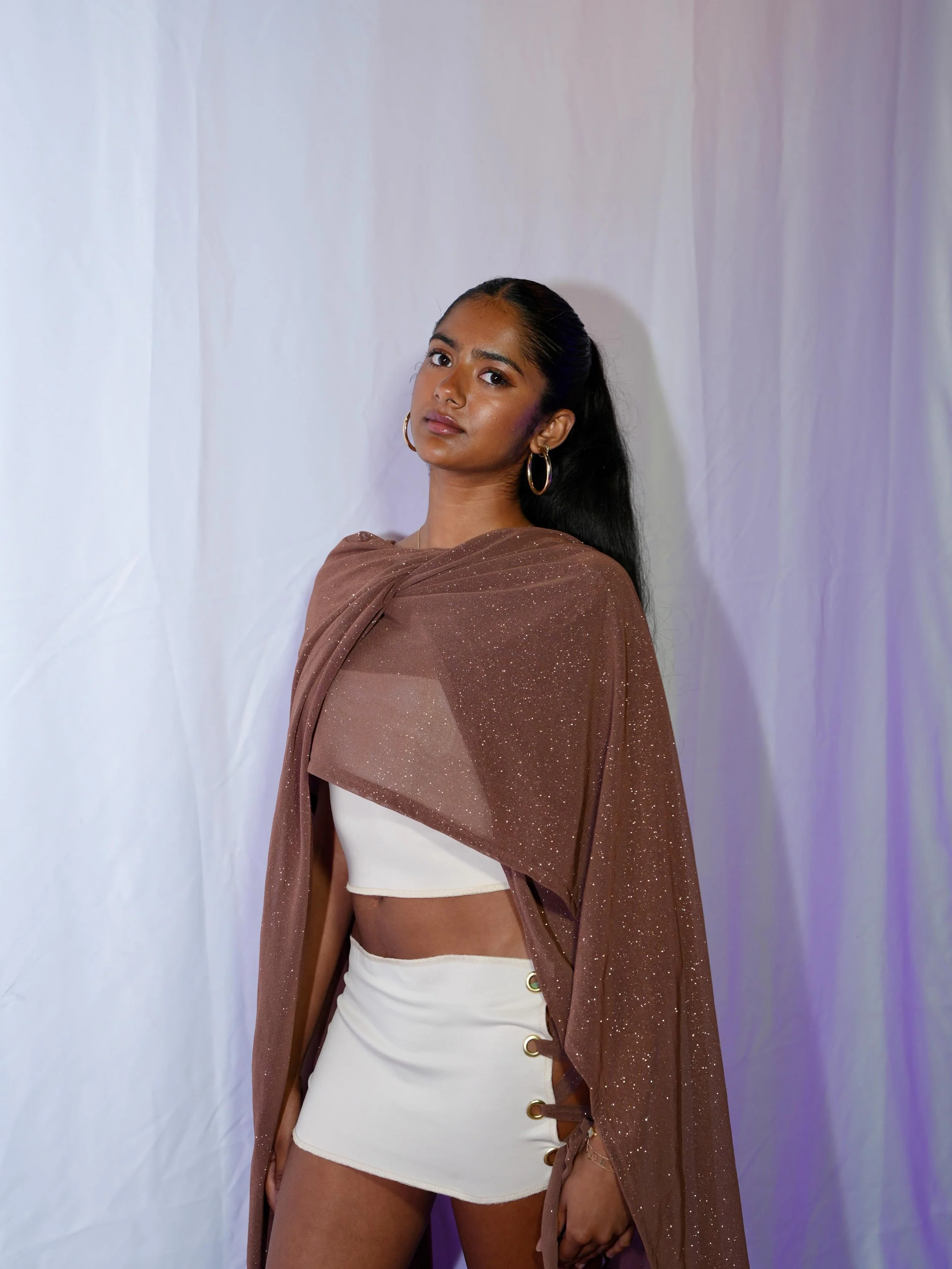 cream lace-up set with sparkle brown wrap

Model: ayusharajesh_